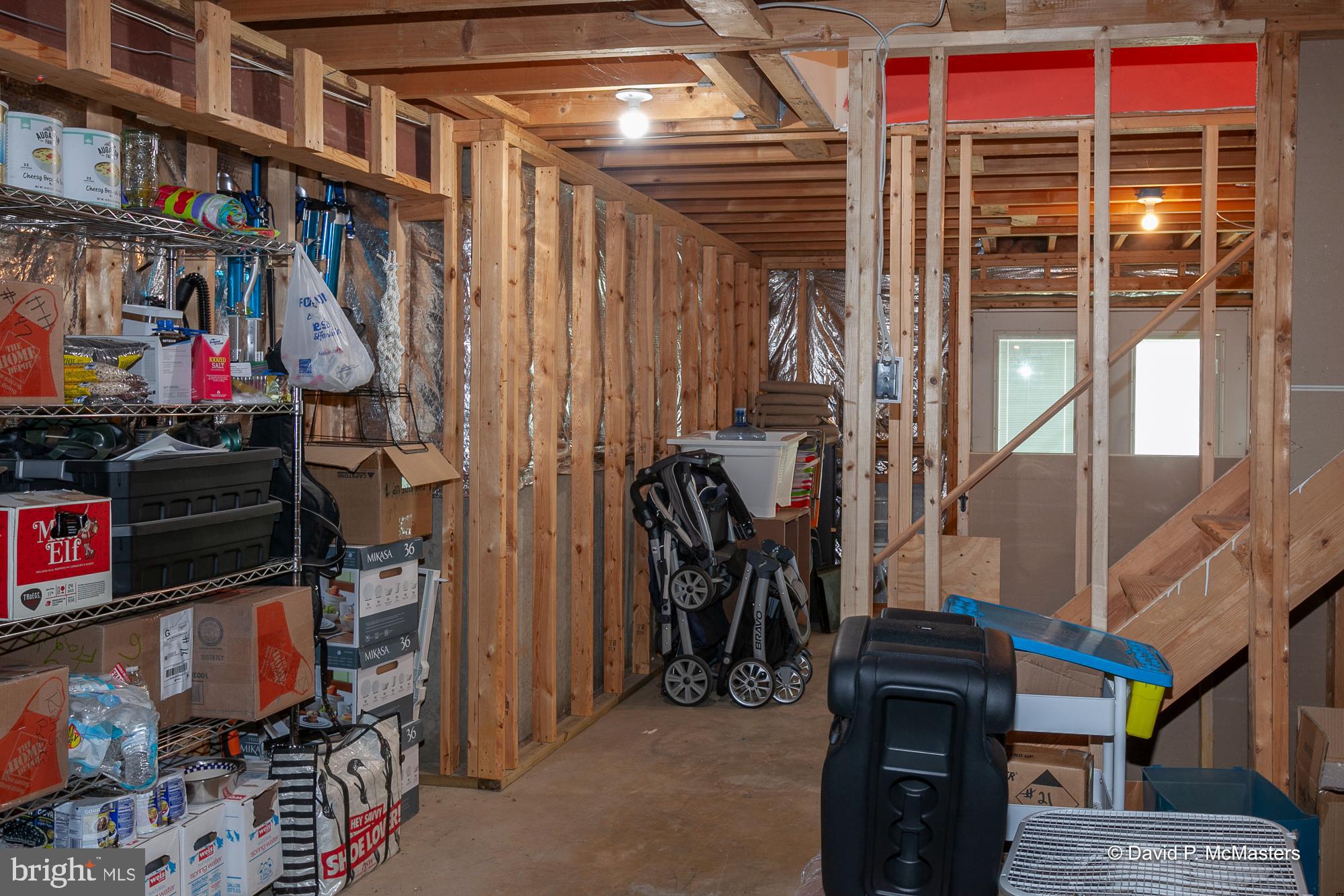 MEADOW BROOK - Residential