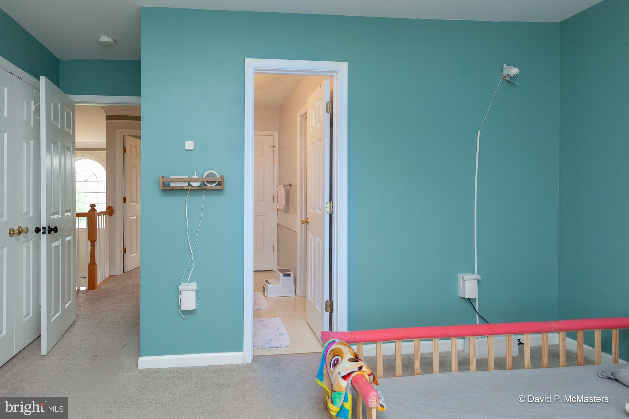 MEADOW BROOK - Residential