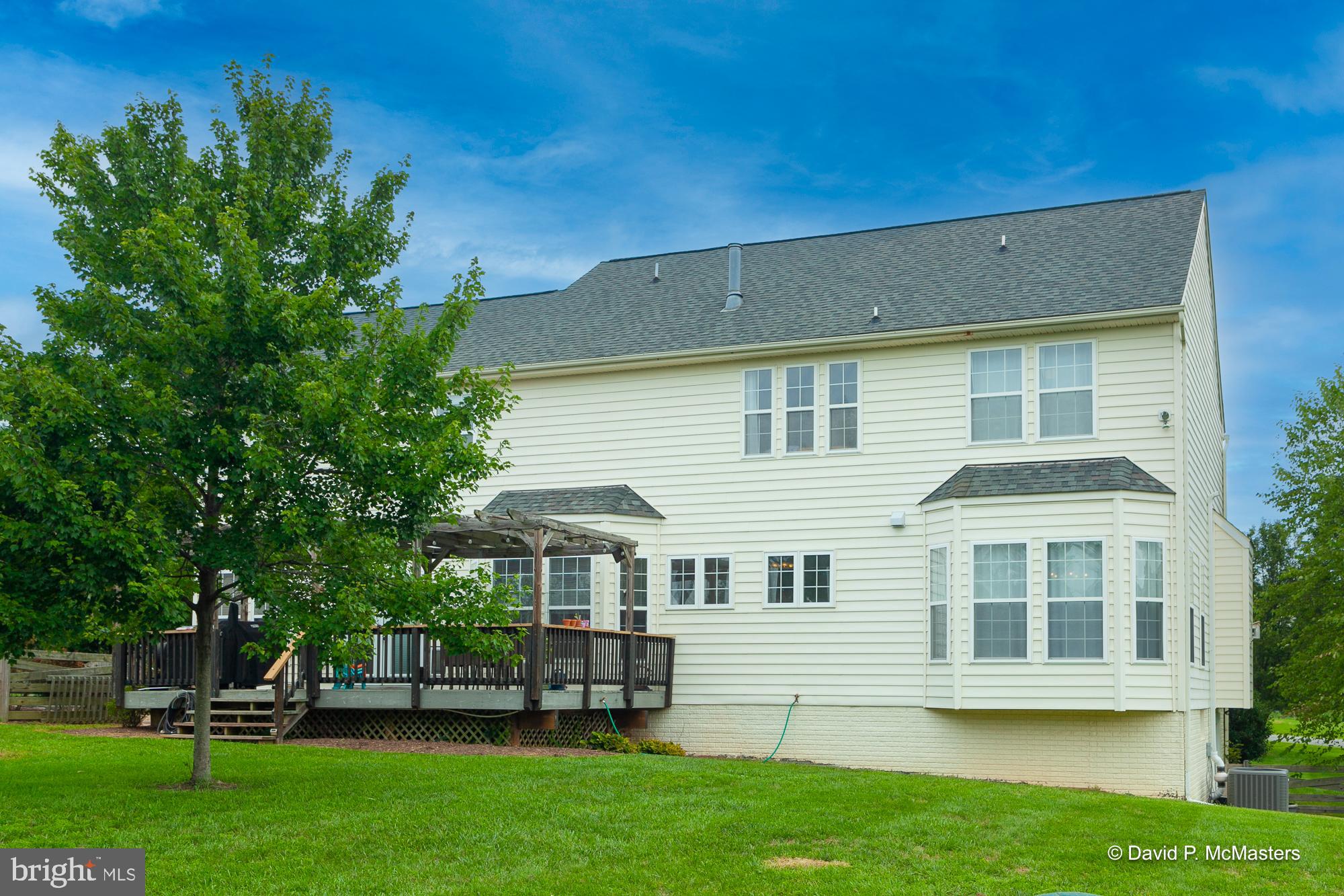 MEADOW BROOK - Residential