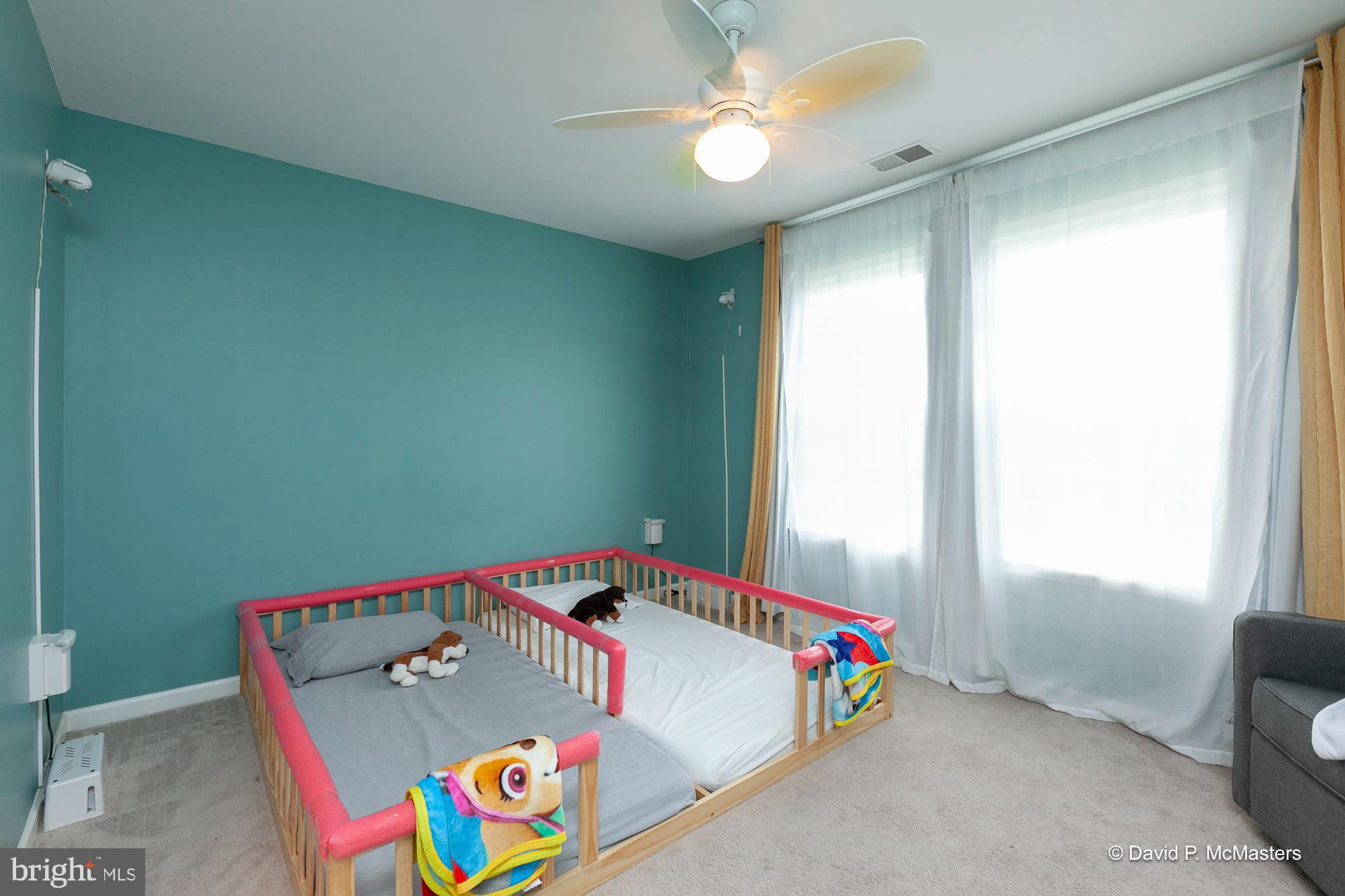 MEADOW BROOK - Residential