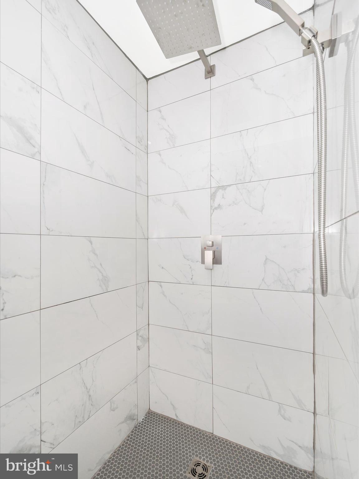 FOUNTAINVIEW - Residential