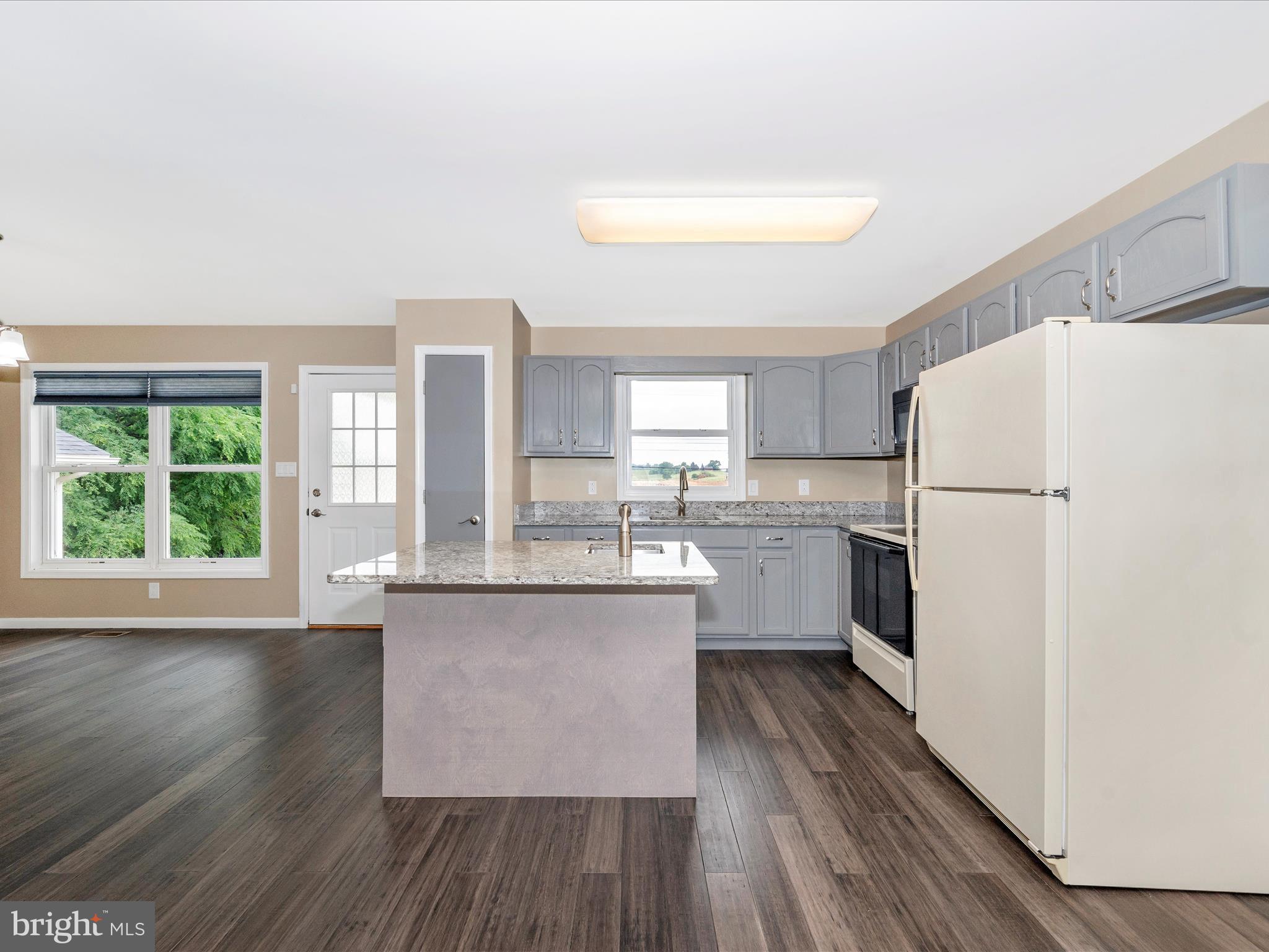 FOUNTAINVIEW - Residential