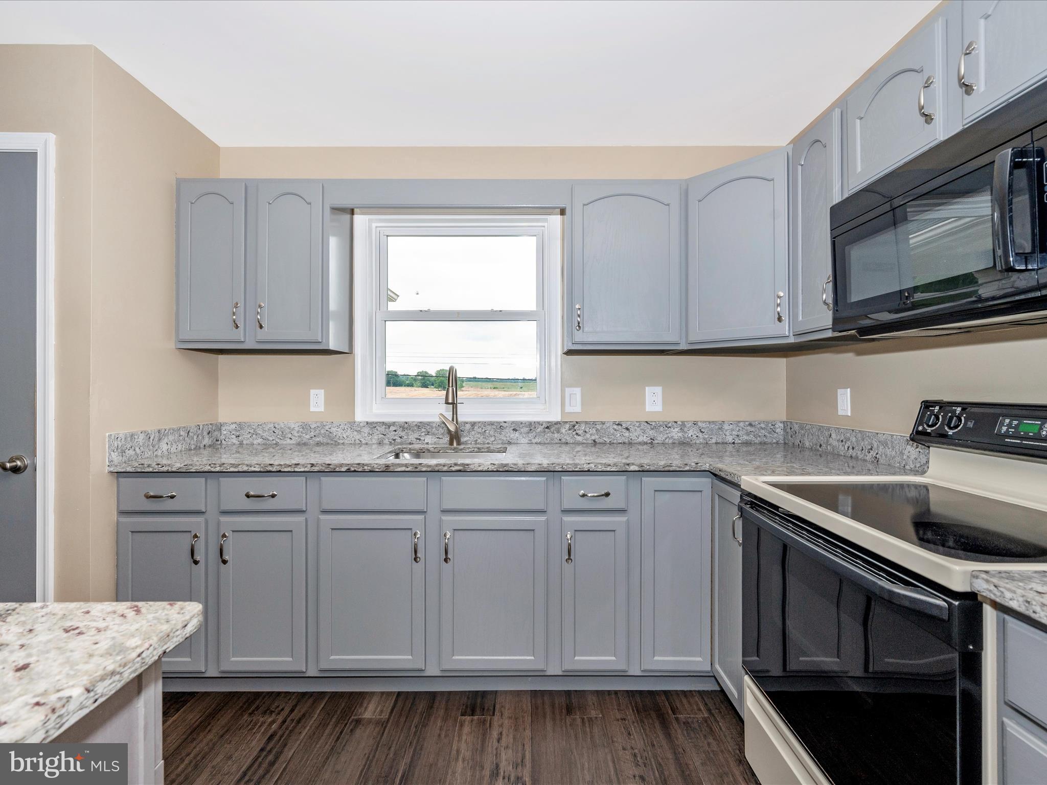 FOUNTAINVIEW - Residential