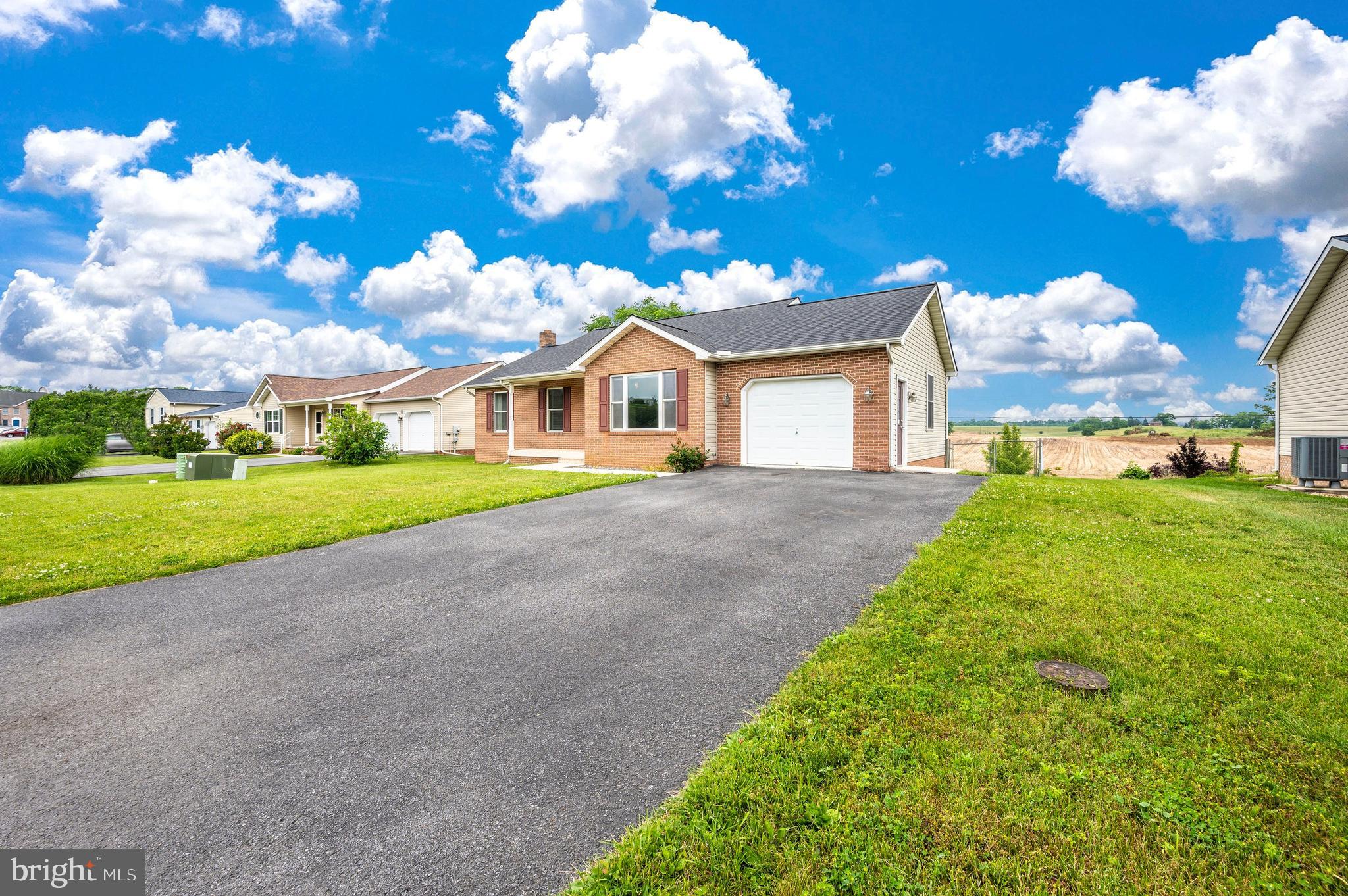 FOUNTAINVIEW - Residential