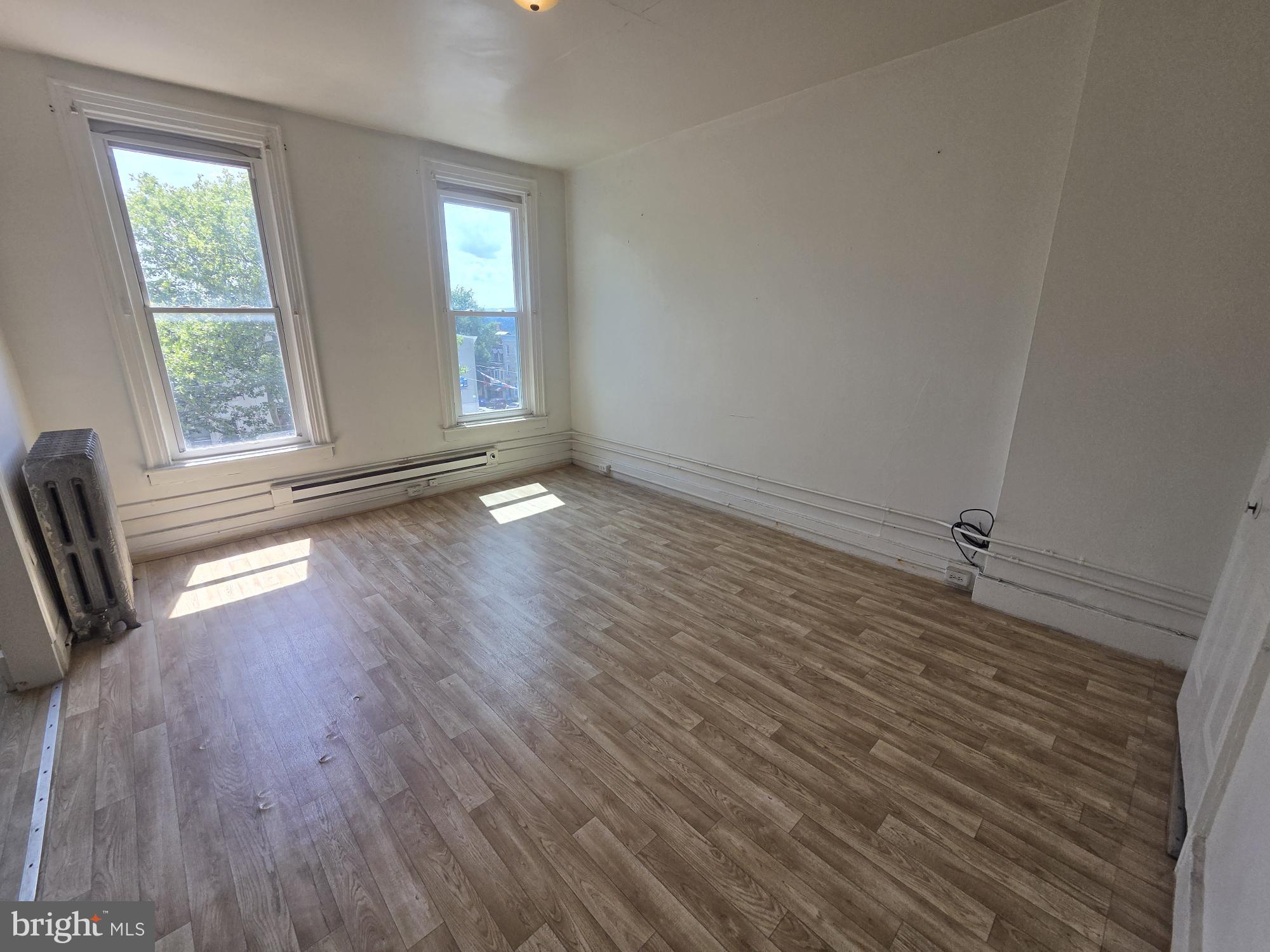 1011 PENN STREET 3