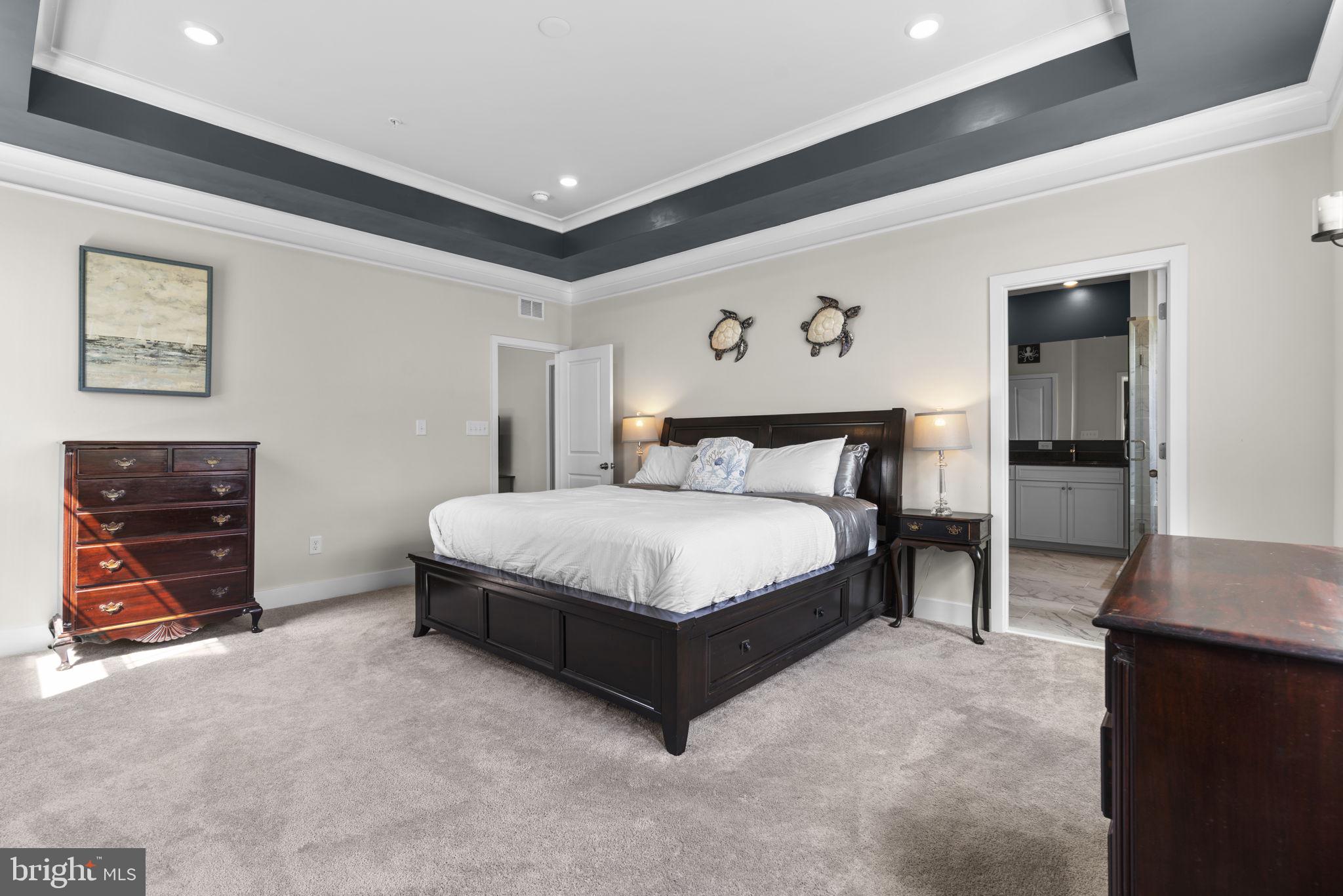 WATER'S LANDING - Residential