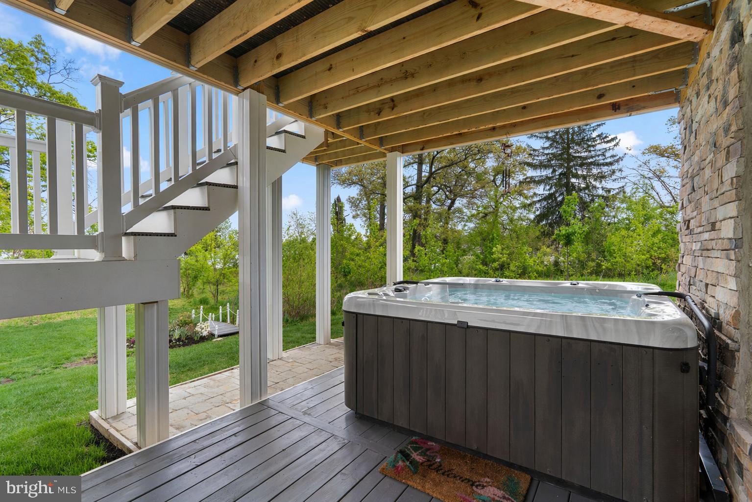 WATER'S LANDING - Residential