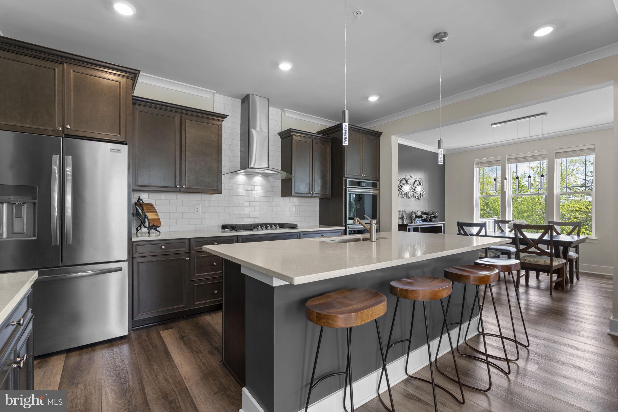 WATER'S LANDING - Residential