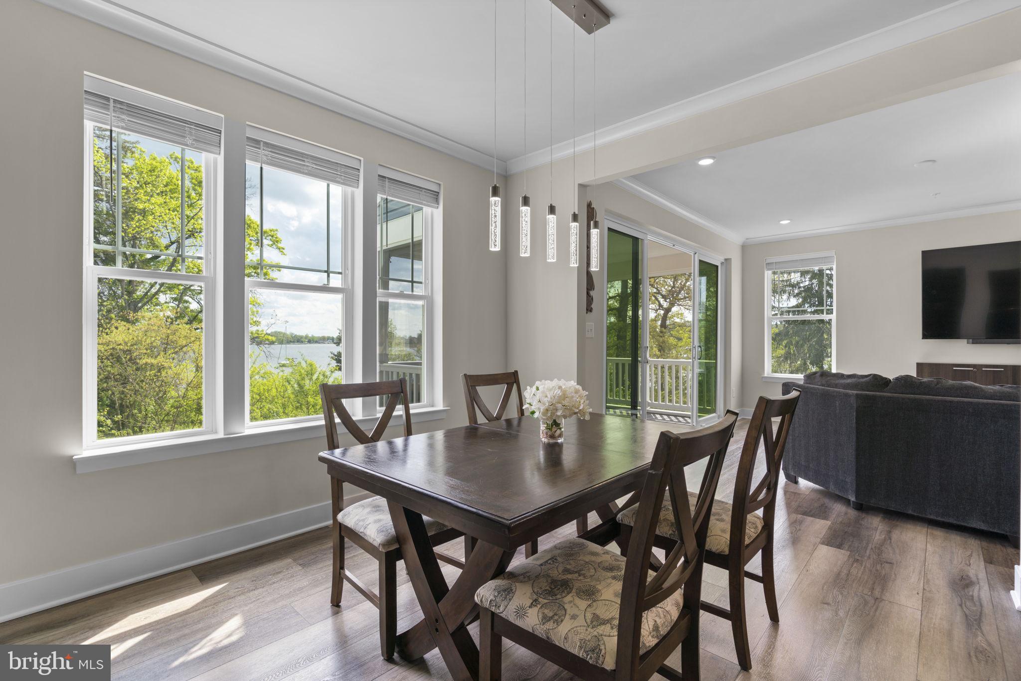 WATER'S LANDING - Residential