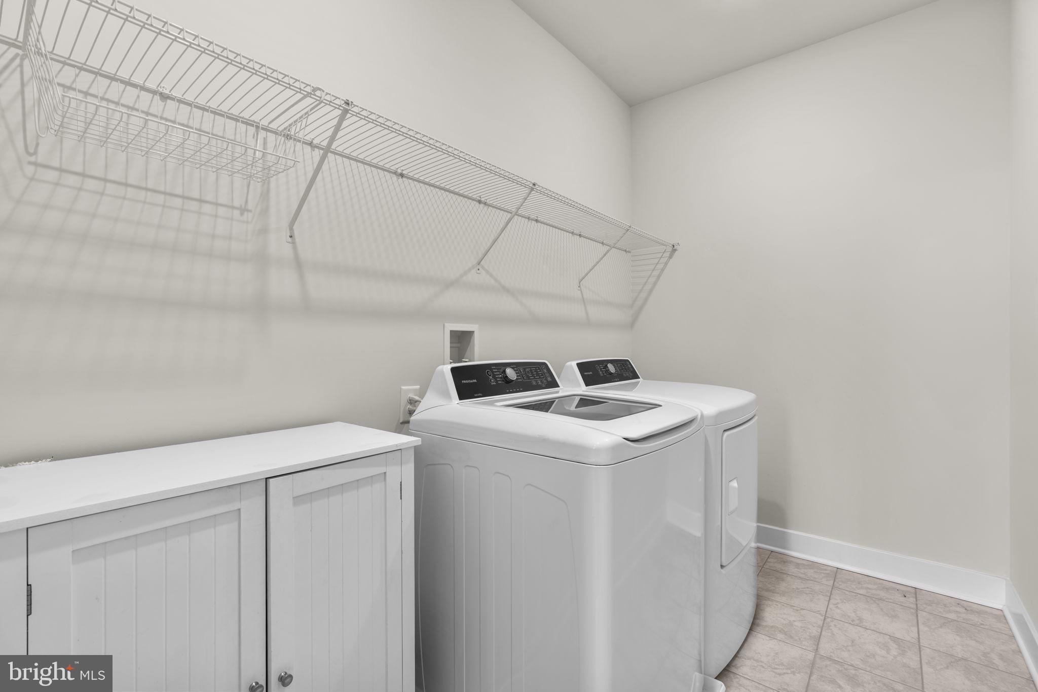 WATER'S LANDING - Residential