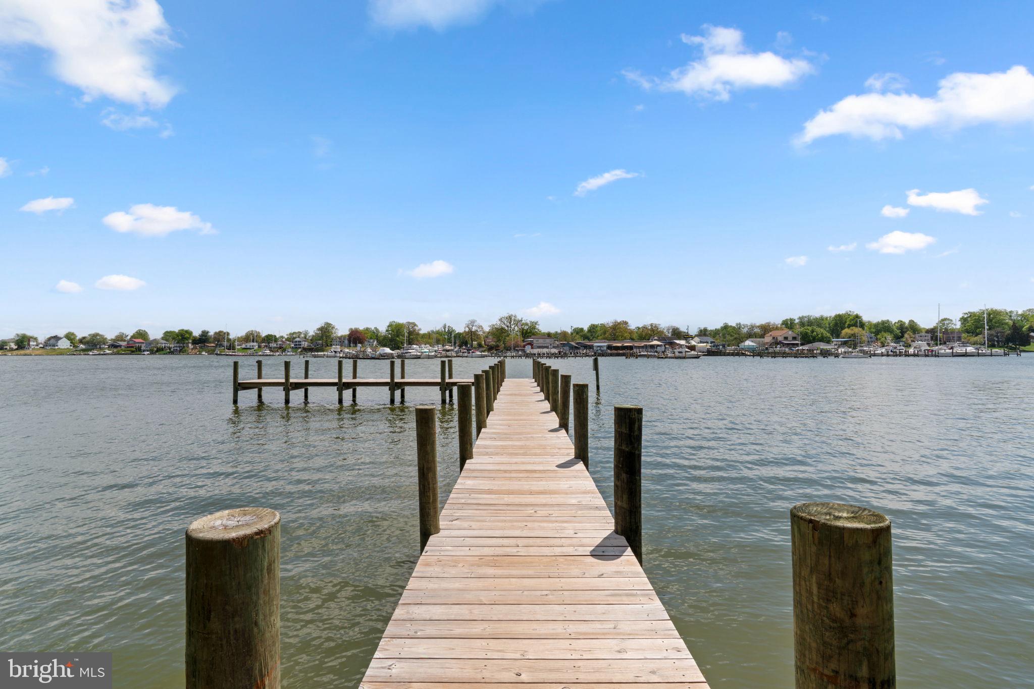 WATER'S LANDING - Residential