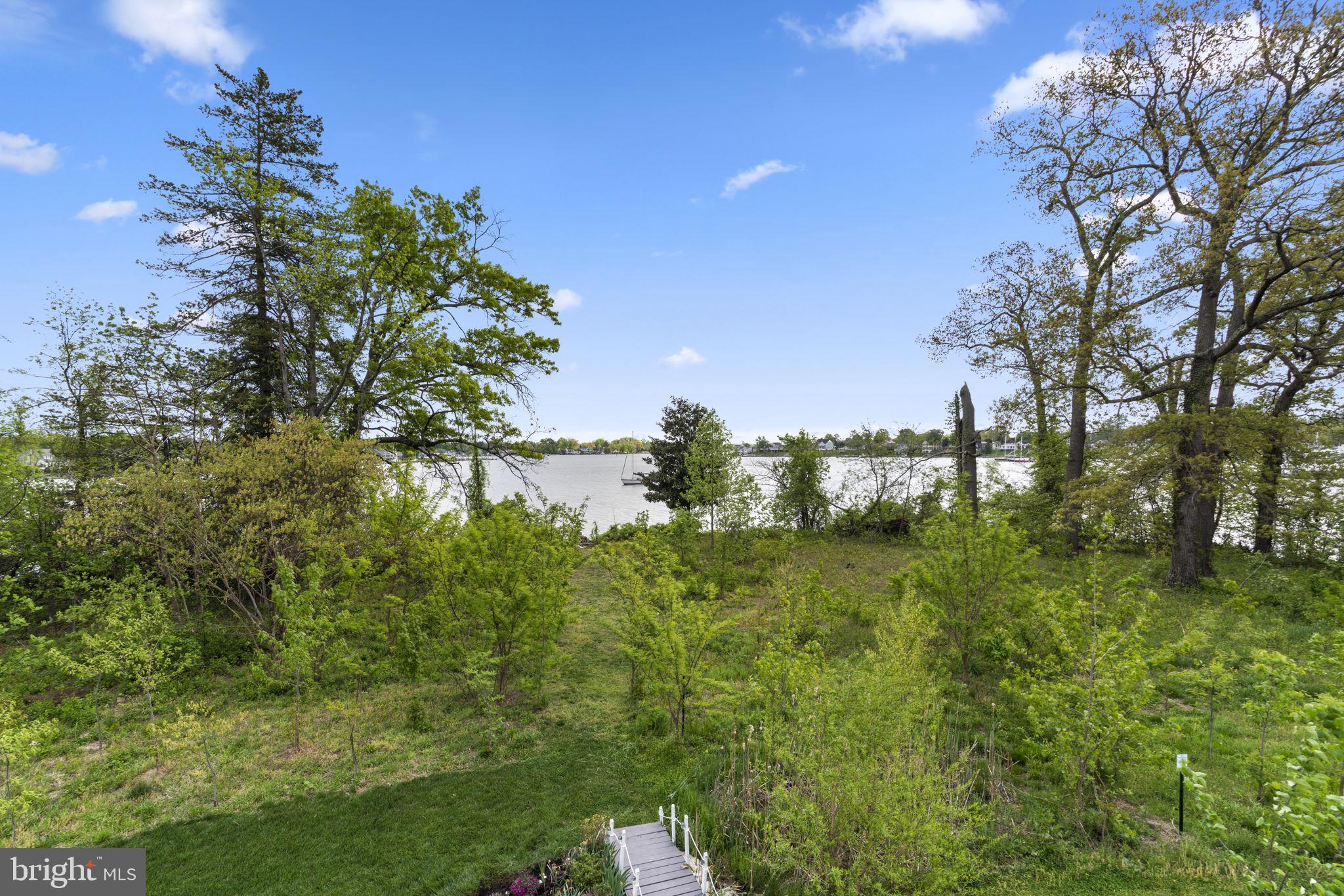 WATER'S LANDING - Residential