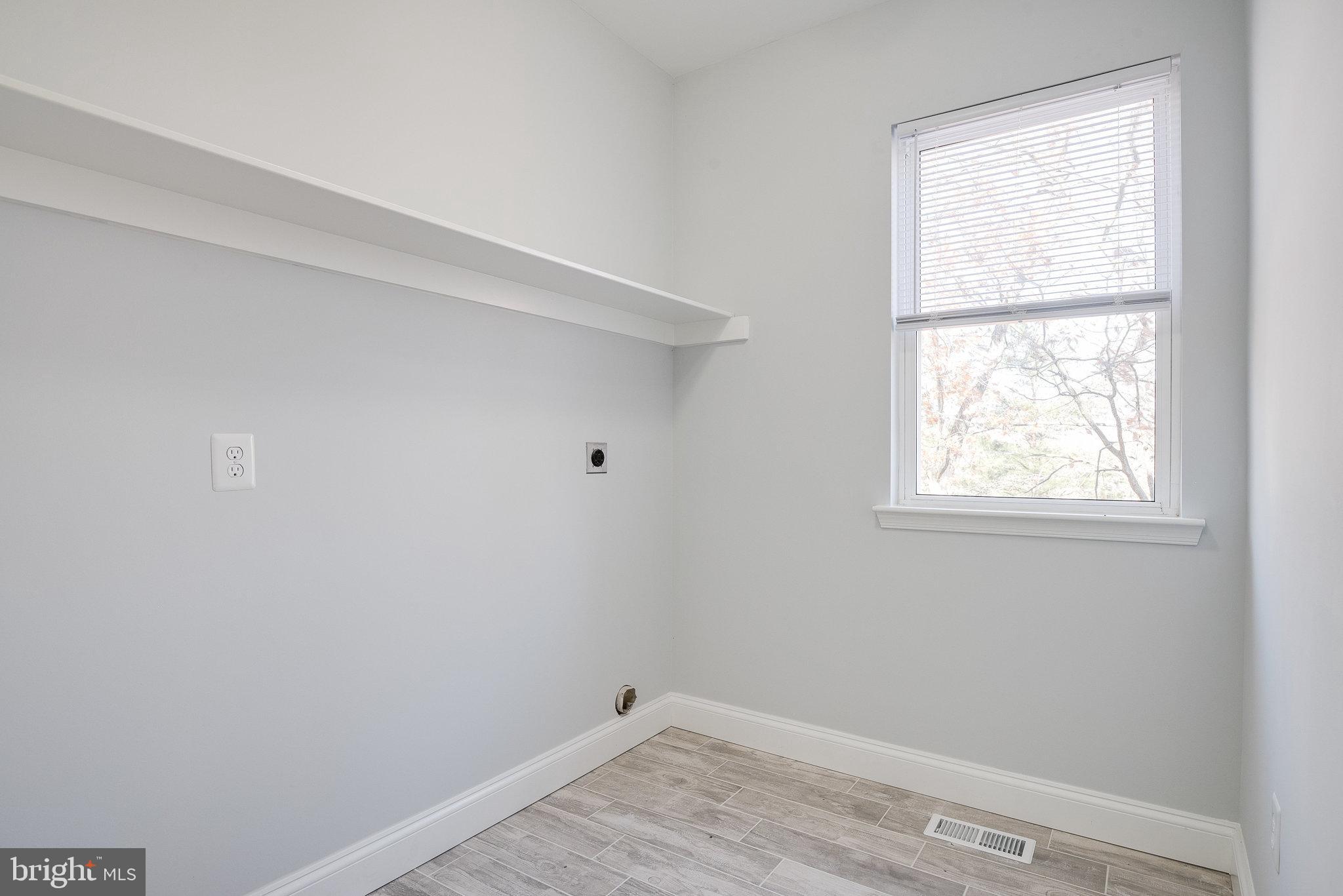 BLUE PONDS - Residential