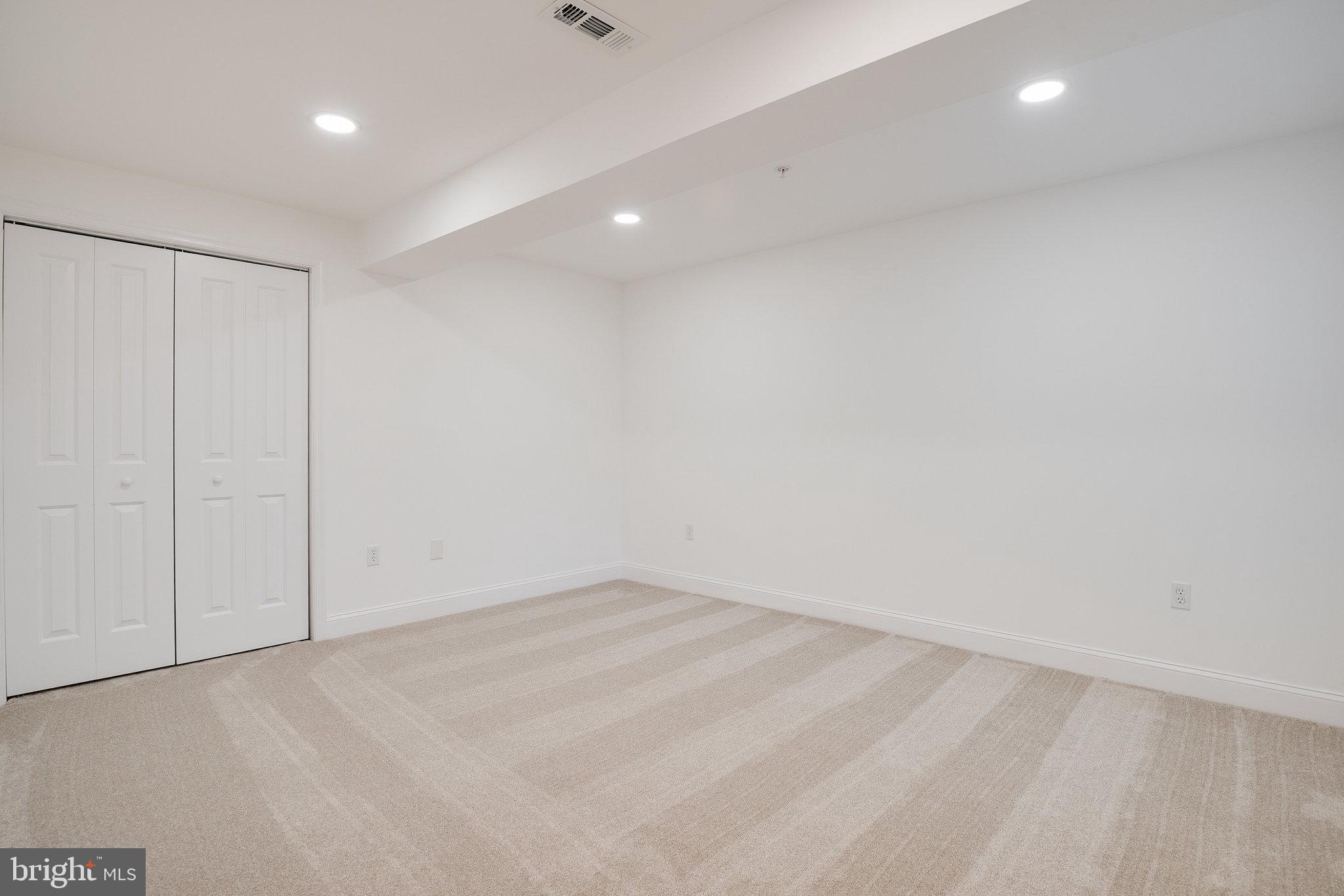 BLUE PONDS - Residential