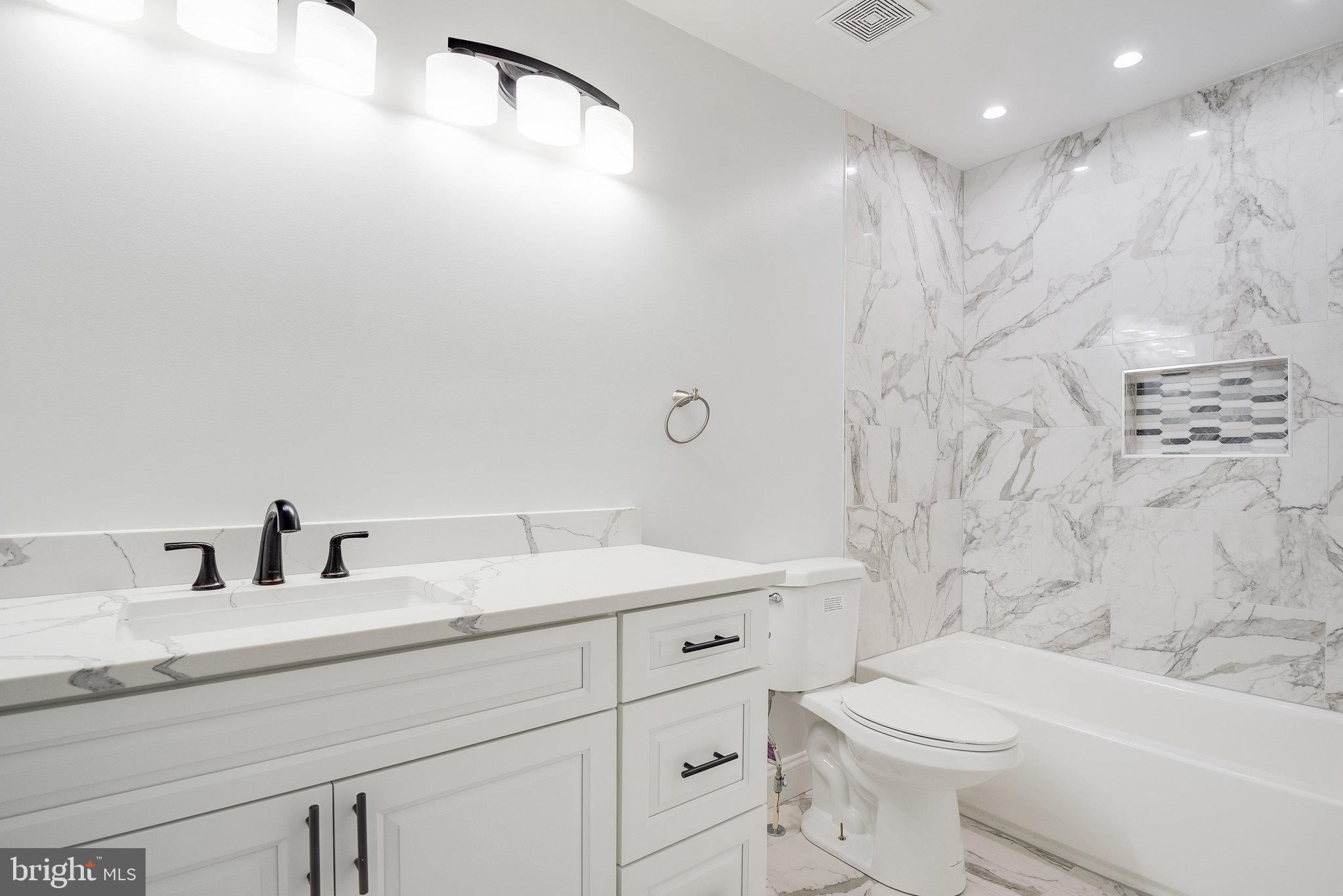 BLUE PONDS - Residential