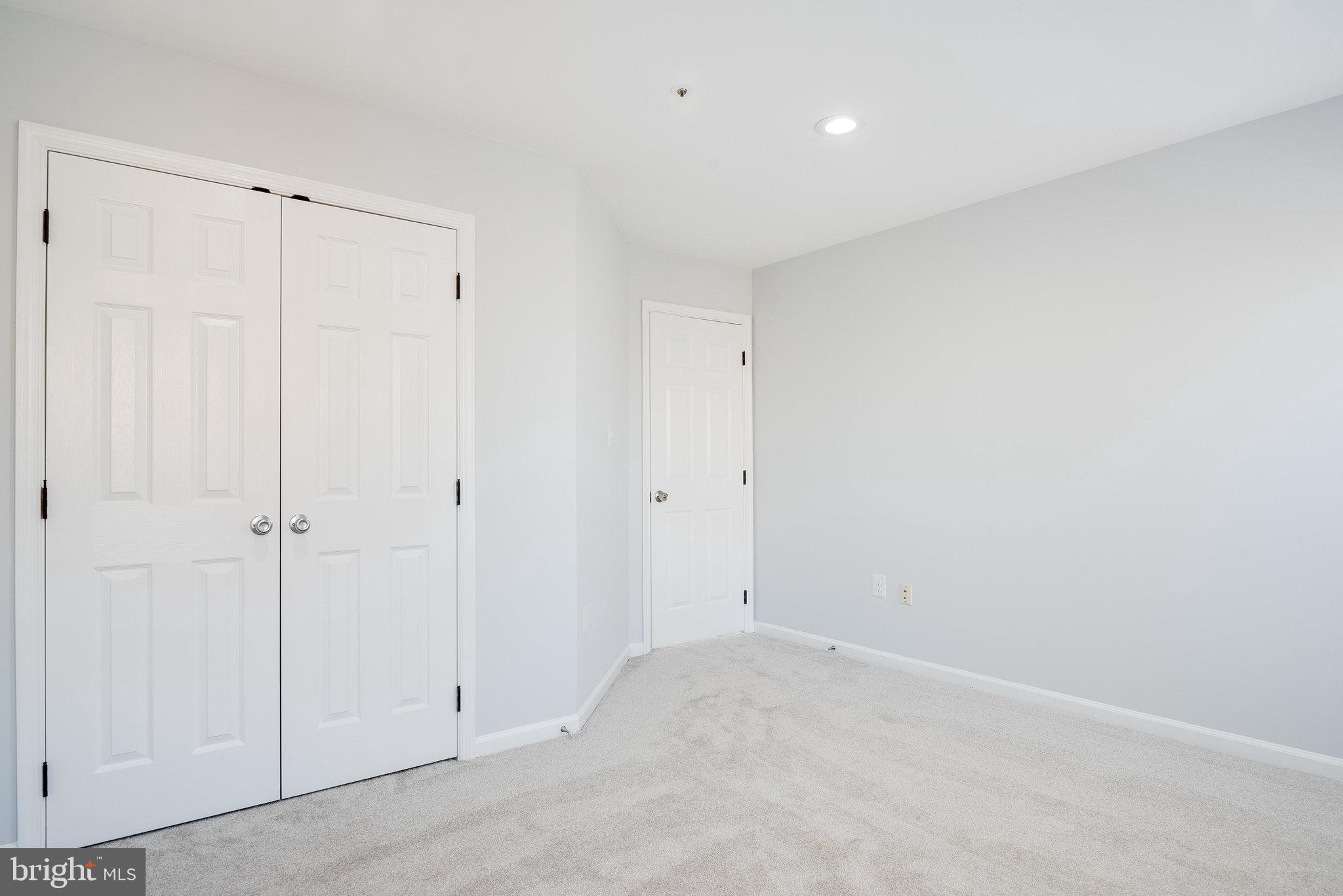 BLUE PONDS - Residential