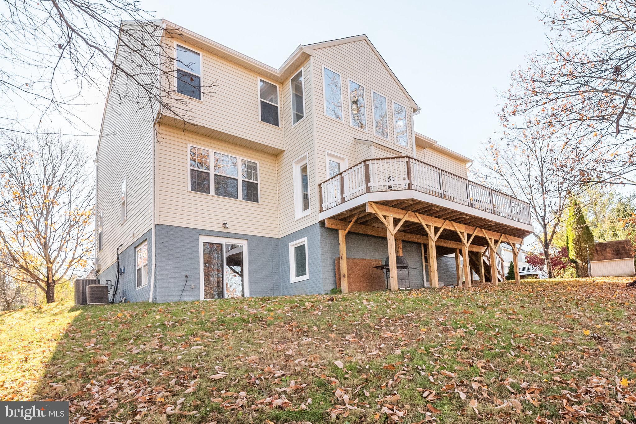 BLUE PONDS - Residential