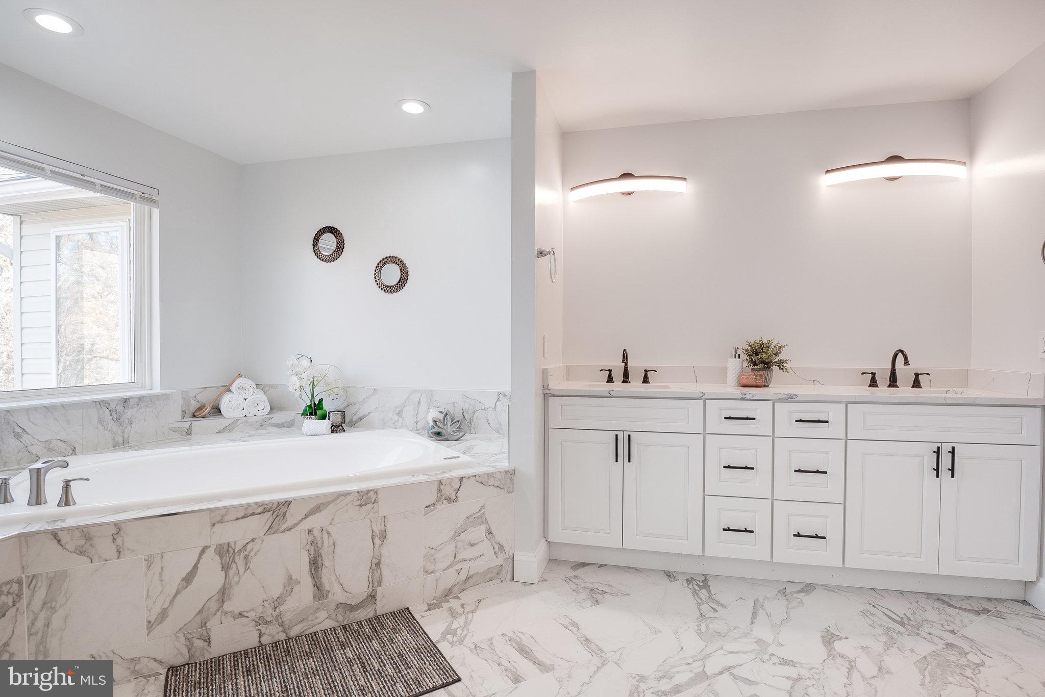 BLUE PONDS - Residential