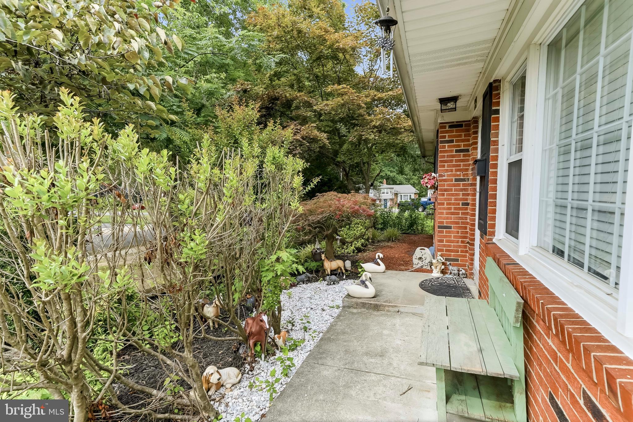 23 WINNWOOD ROAD