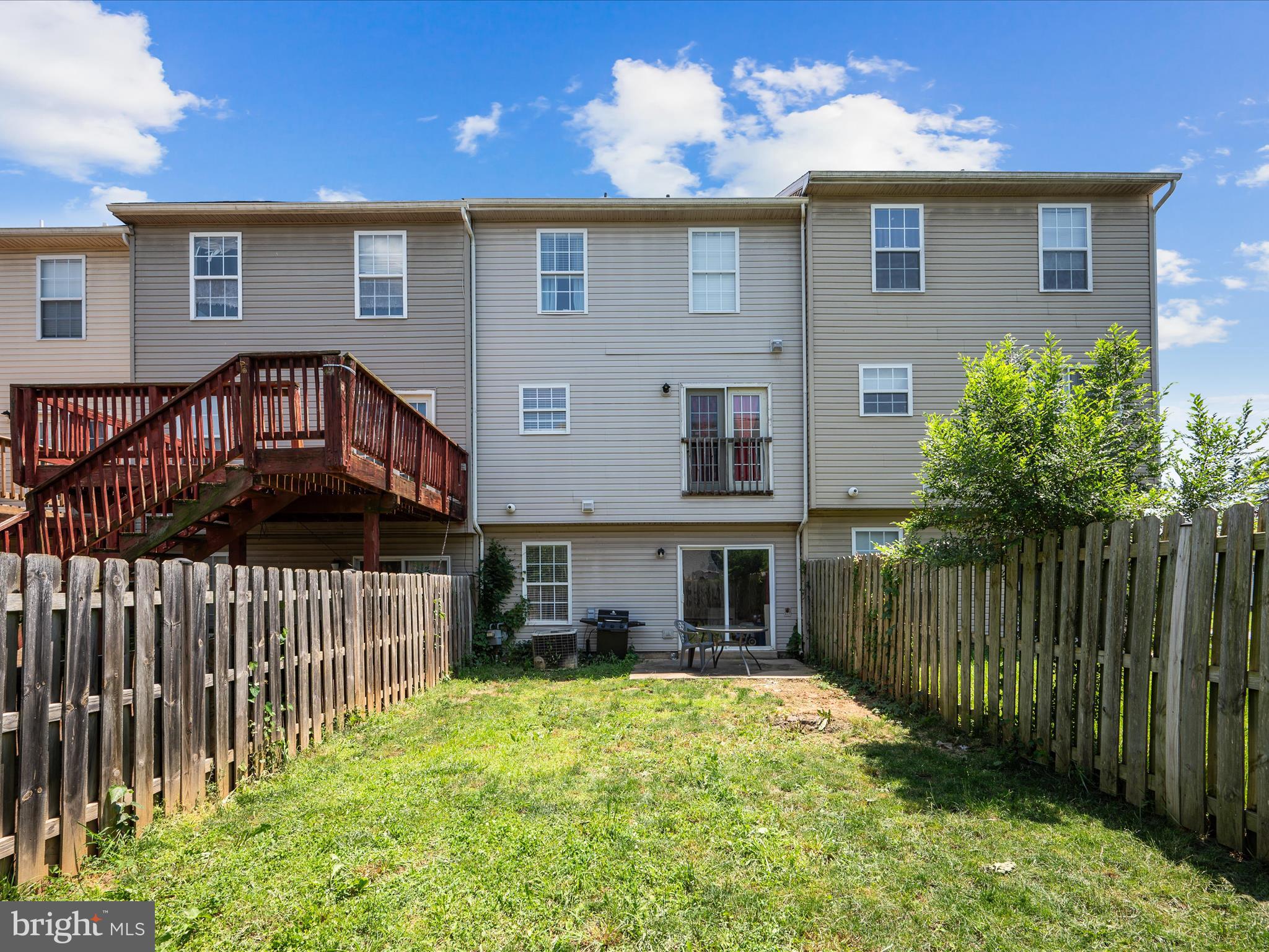 THE TOWNES OF INWOOD - Residential