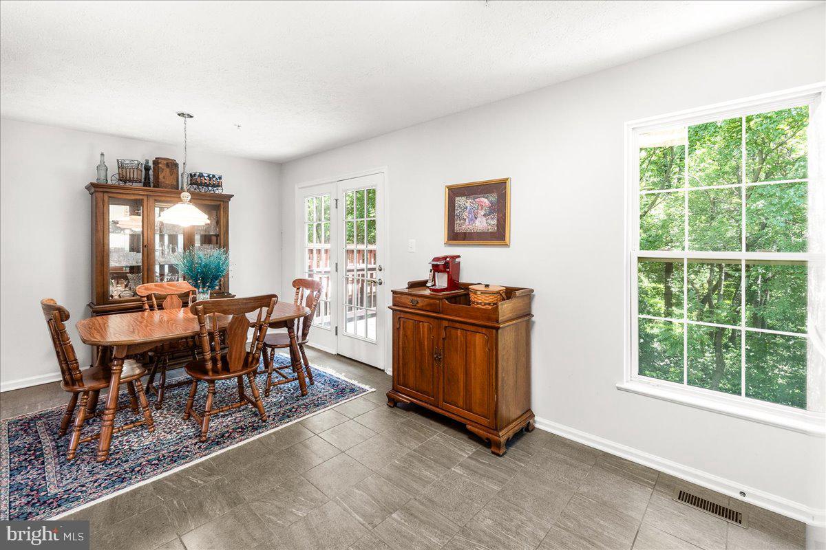 MAGRUDER VALLEY VILLAGE - Residential