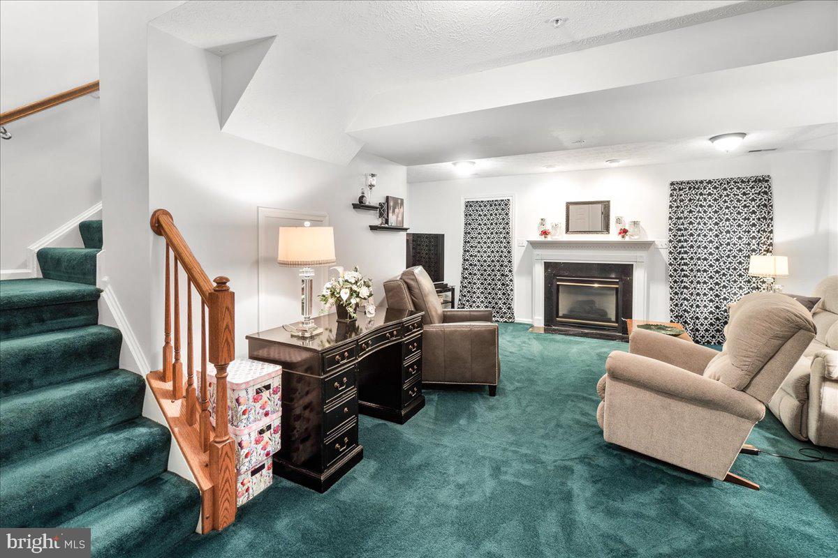 MAGRUDER VALLEY VILLAGE - Residential