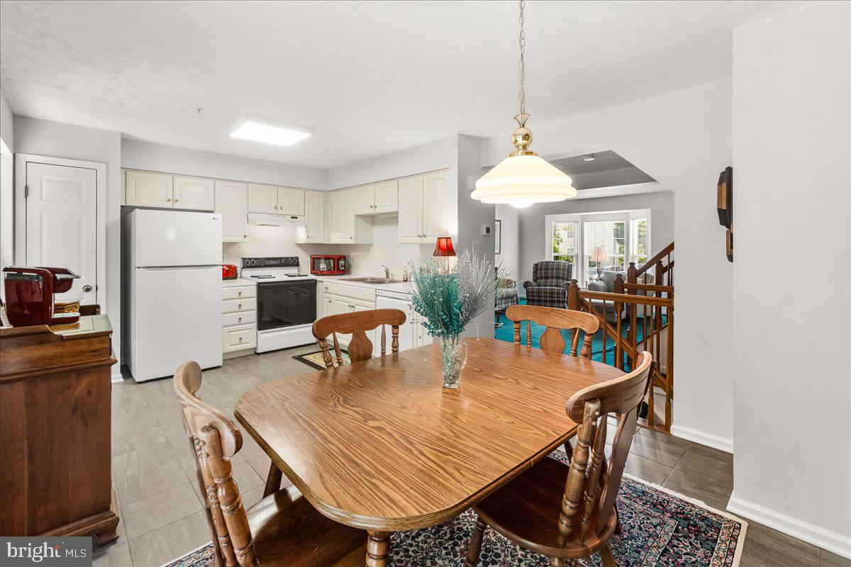 MAGRUDER VALLEY VILLAGE - Residential