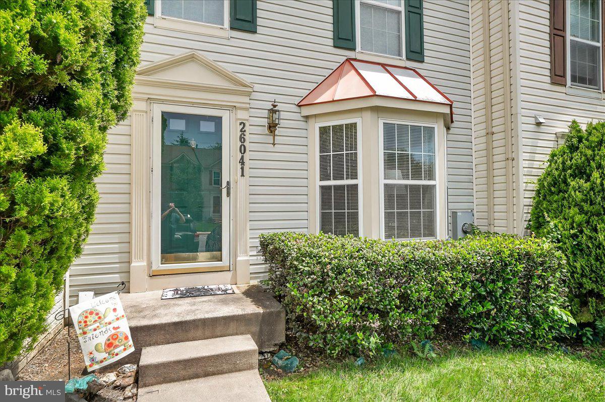 26041 RIDGE MANOR