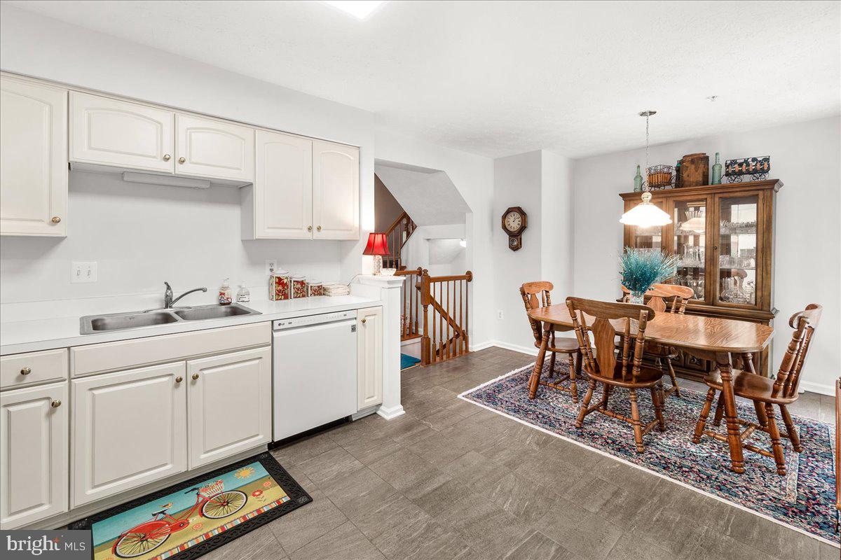 MAGRUDER VALLEY VILLAGE - Residential