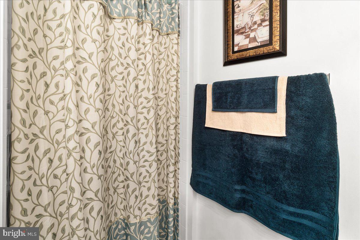 MAGRUDER VALLEY VILLAGE - Residential