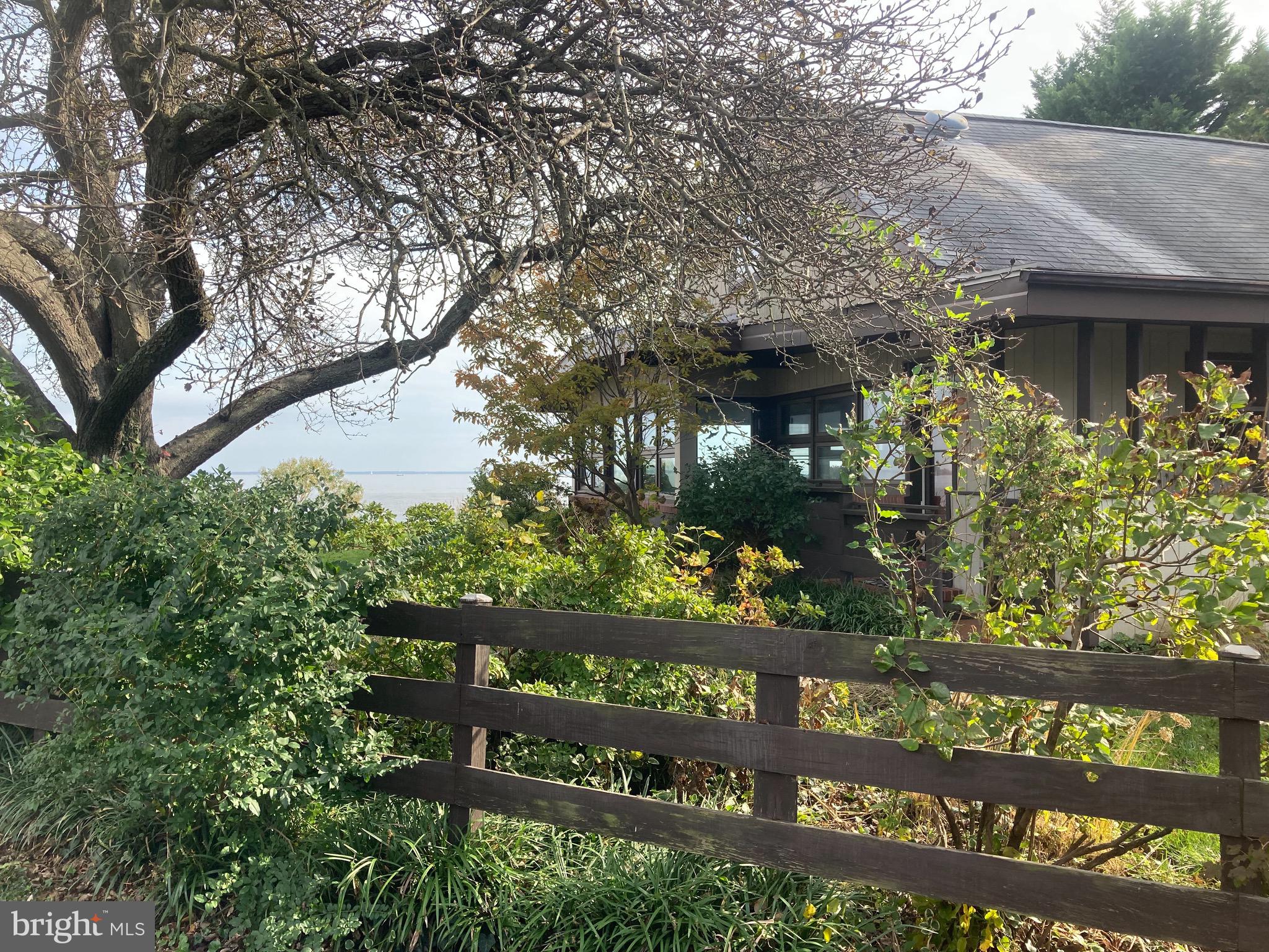 SHOREHAM BEACH - Residential