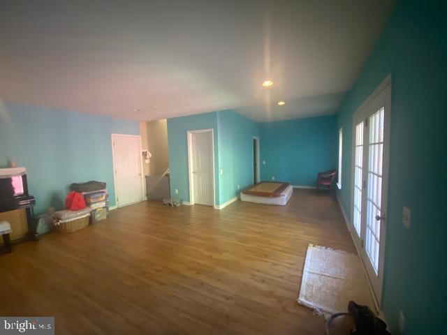 LOUDOUN PARKWAY CENTER - Residential Lease