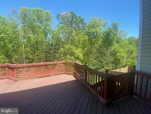 LOUDOUN PARKWAY CENTER - Residential Lease