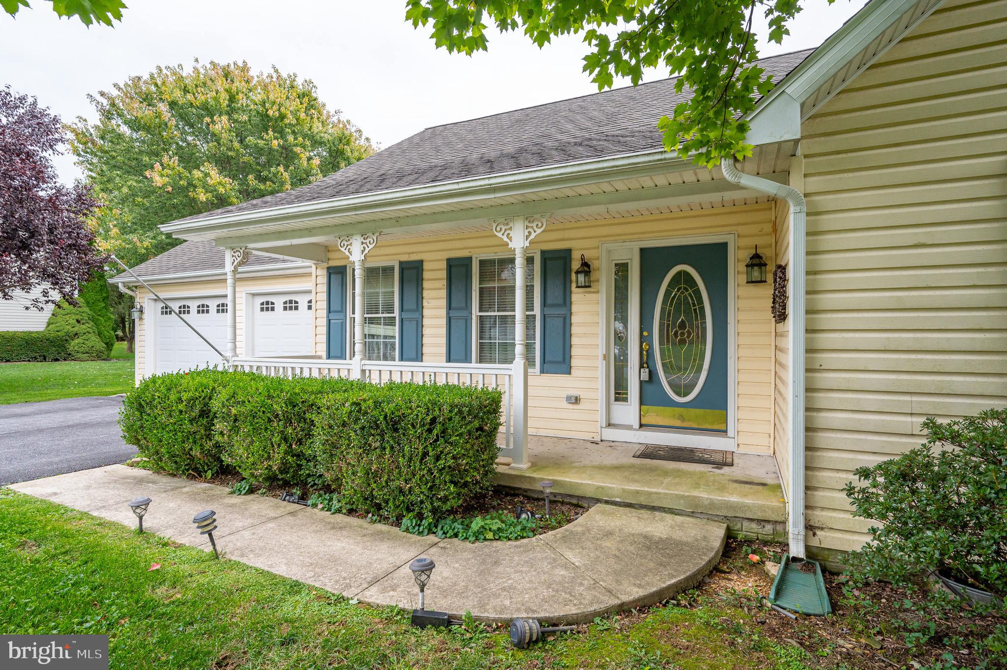 FORT HILL FARMS - Residential