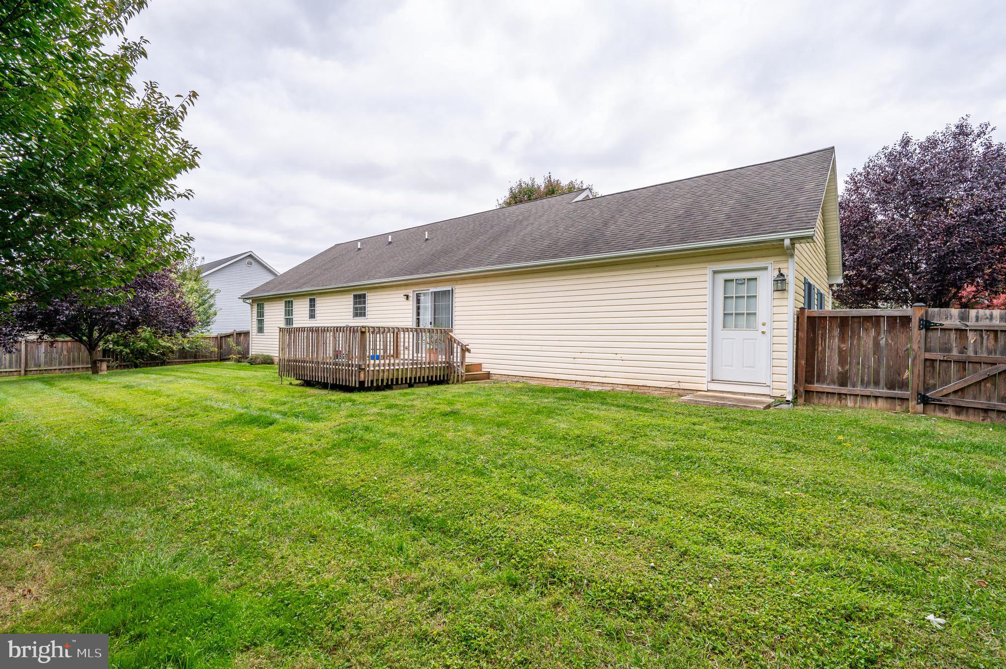 FORT HILL FARMS - Residential