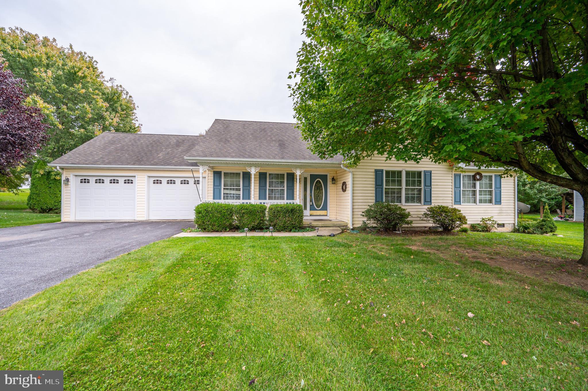 FORT HILL FARMS - Residential