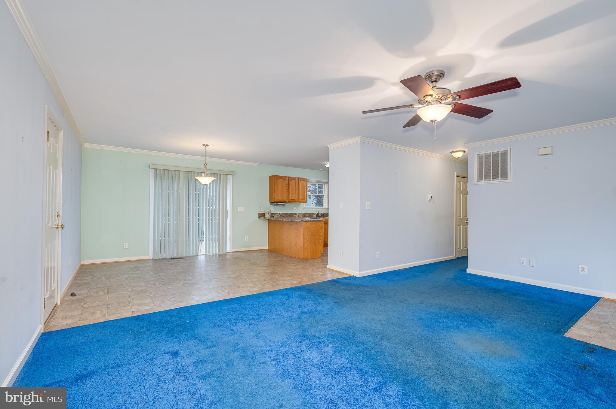 FORT HILL FARMS - Residential