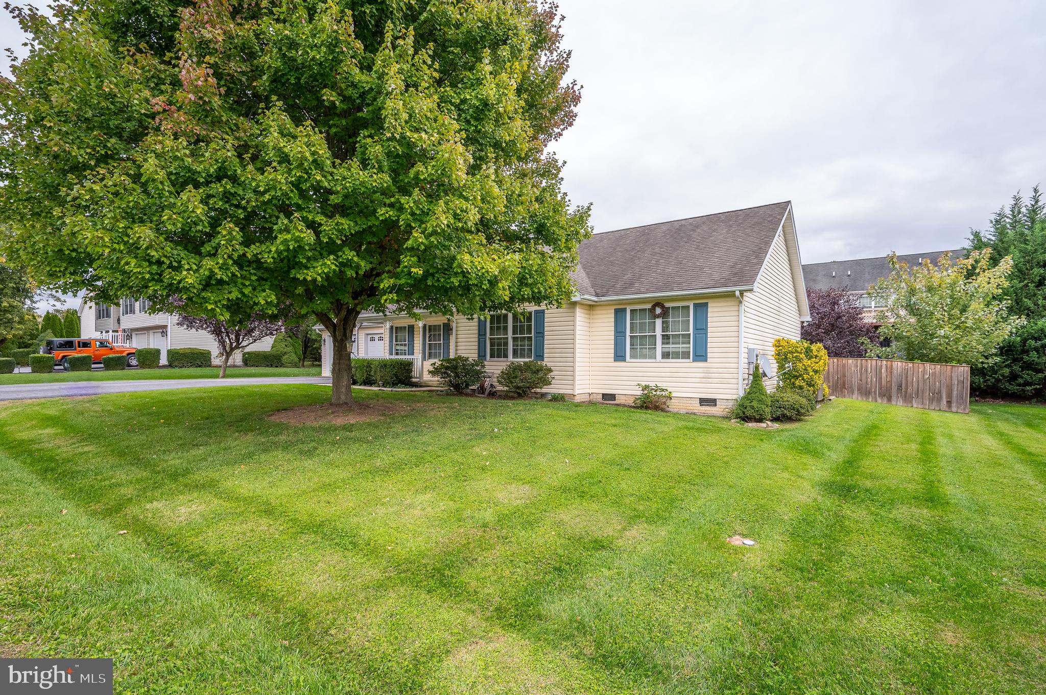 FORT HILL FARMS - Residential