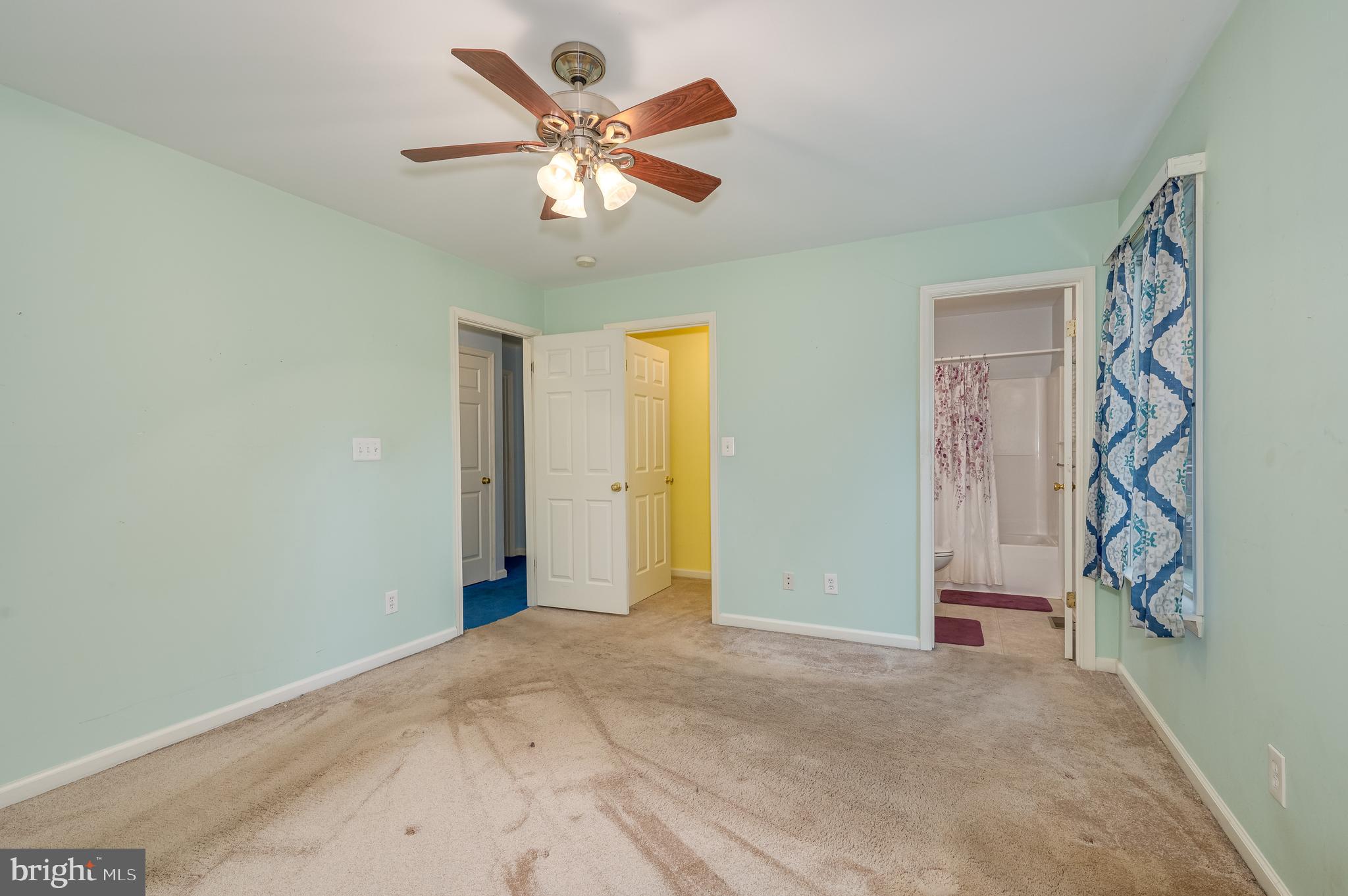 FORT HILL FARMS - Residential