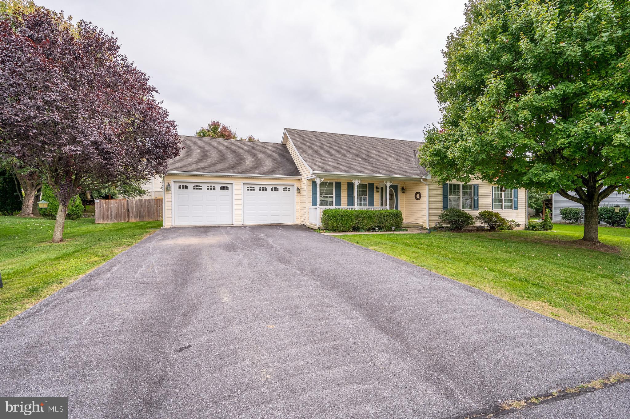 FORT HILL FARMS - Residential