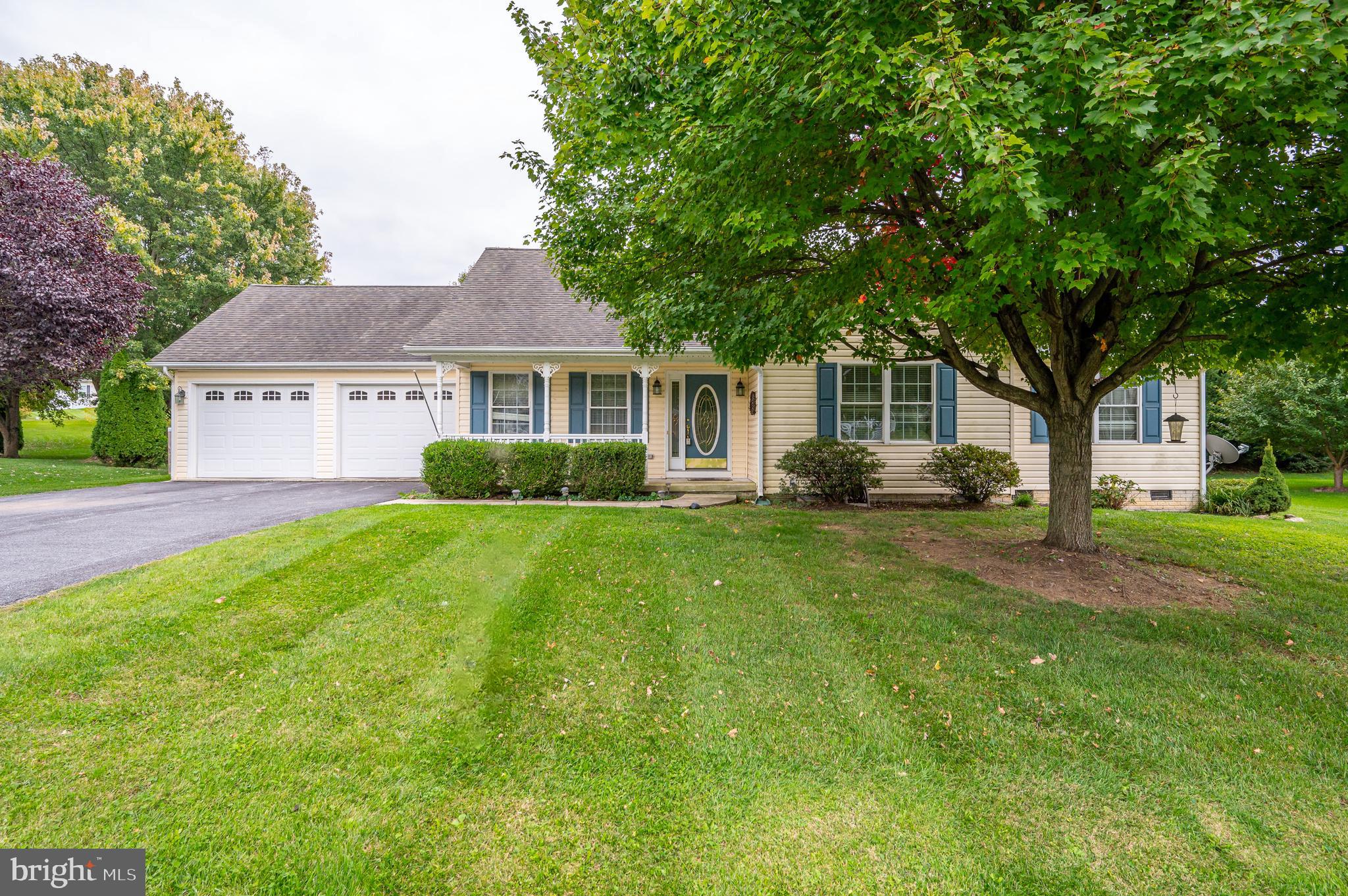 FORT HILL FARMS - Residential