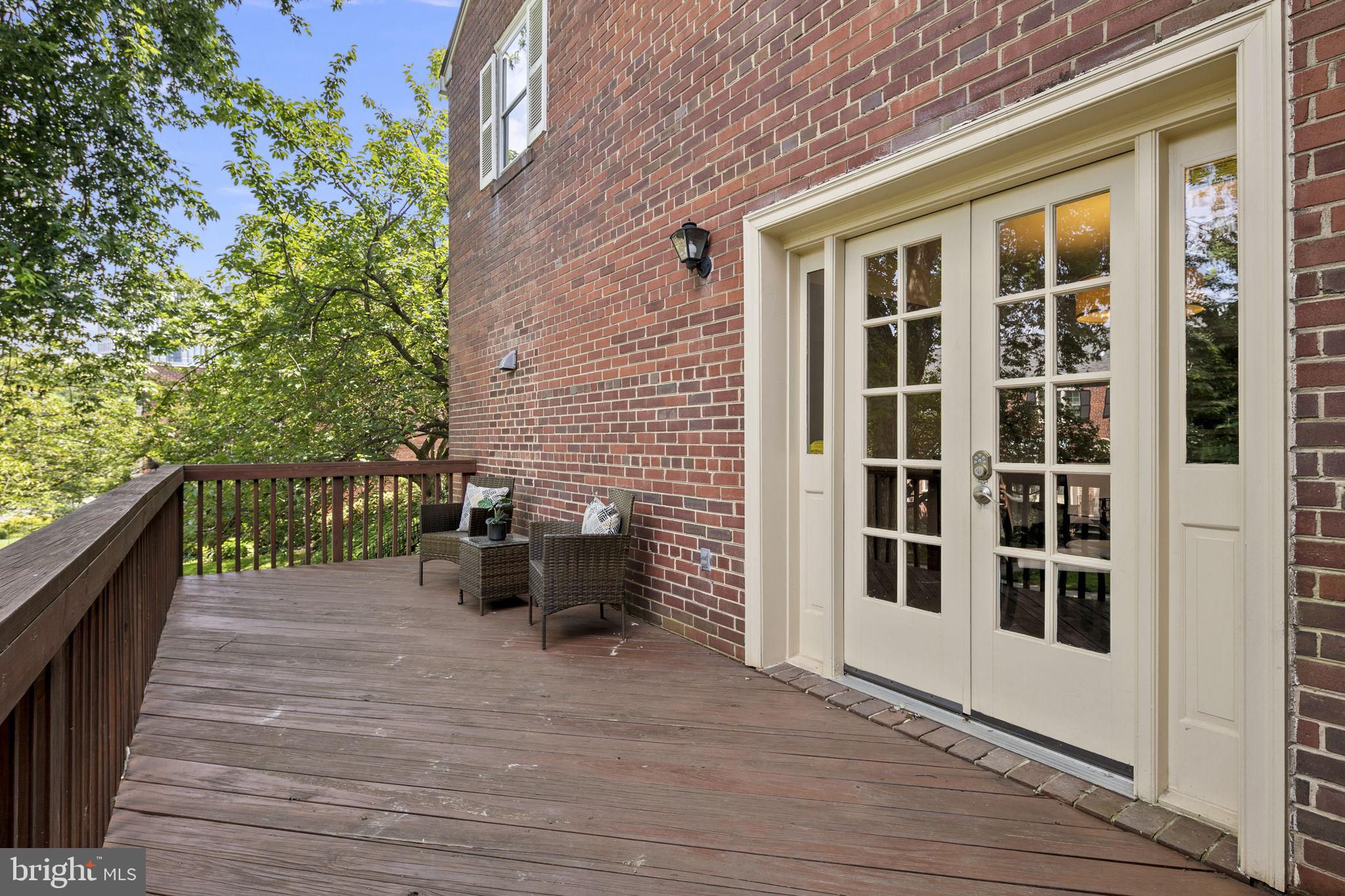 KENWOOD FOREST - Residential