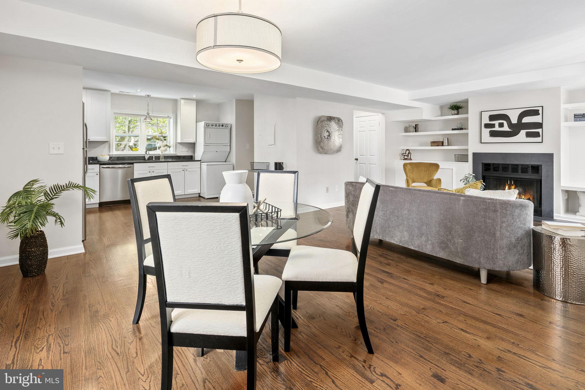 KENWOOD FOREST - Residential