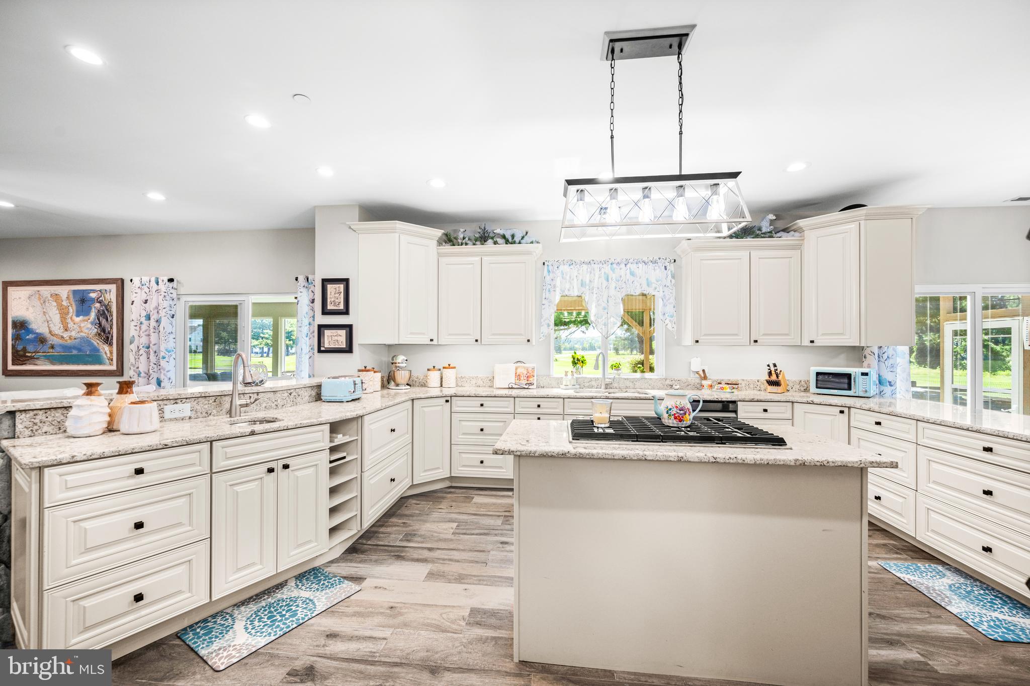 QUEENSTOWN HARBOR - Residential