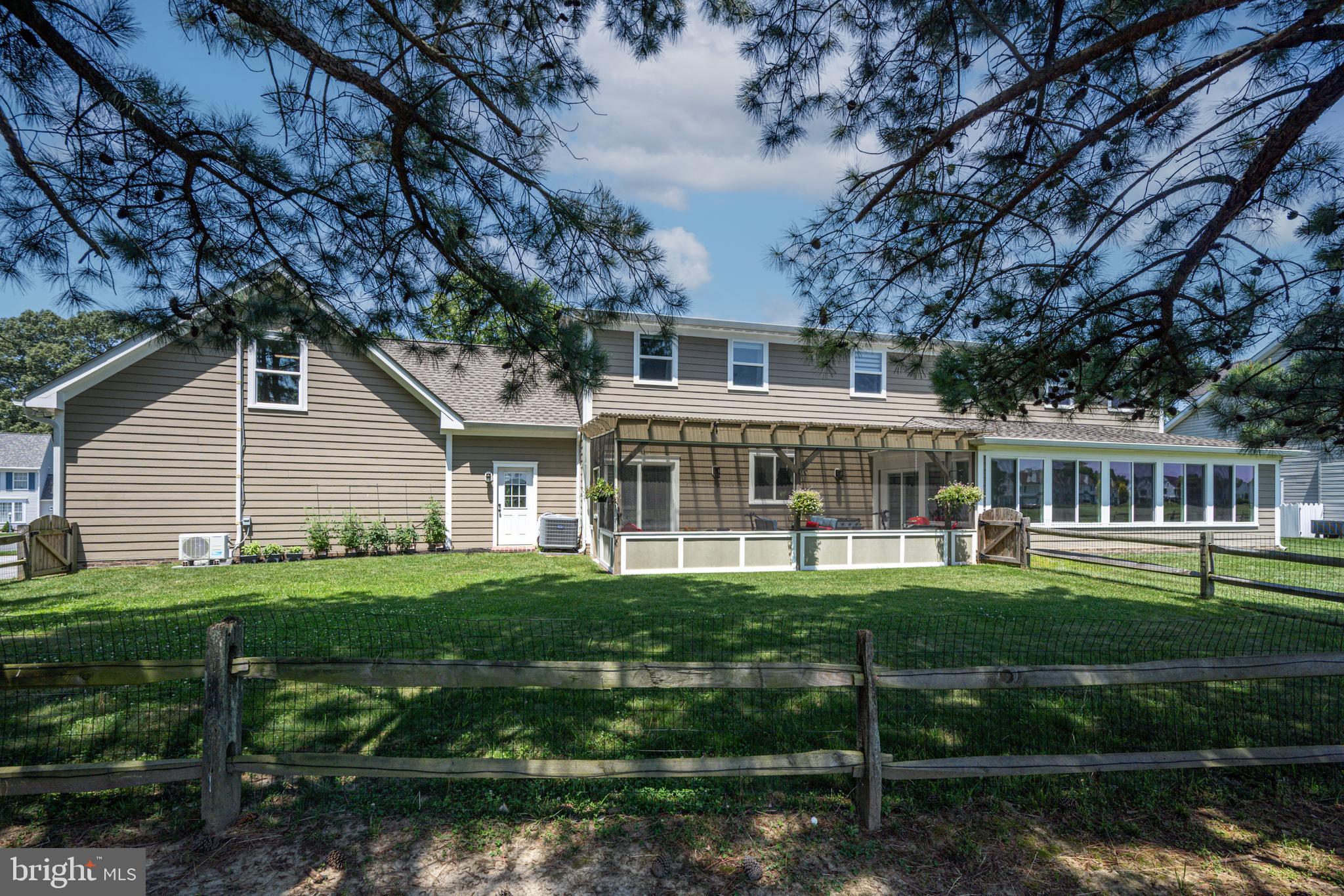 QUEENSTOWN HARBOR - Residential