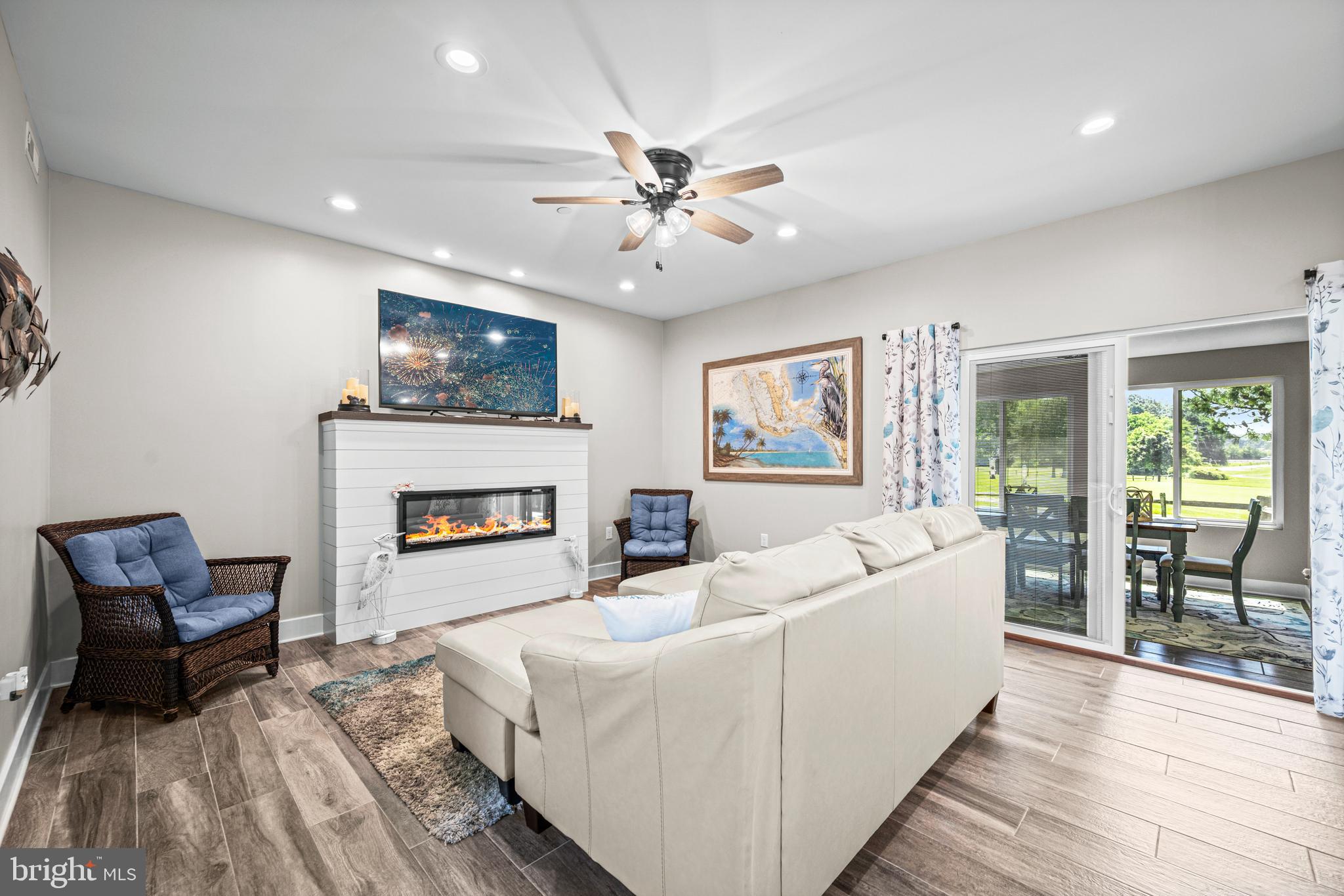 QUEENSTOWN HARBOR - Residential