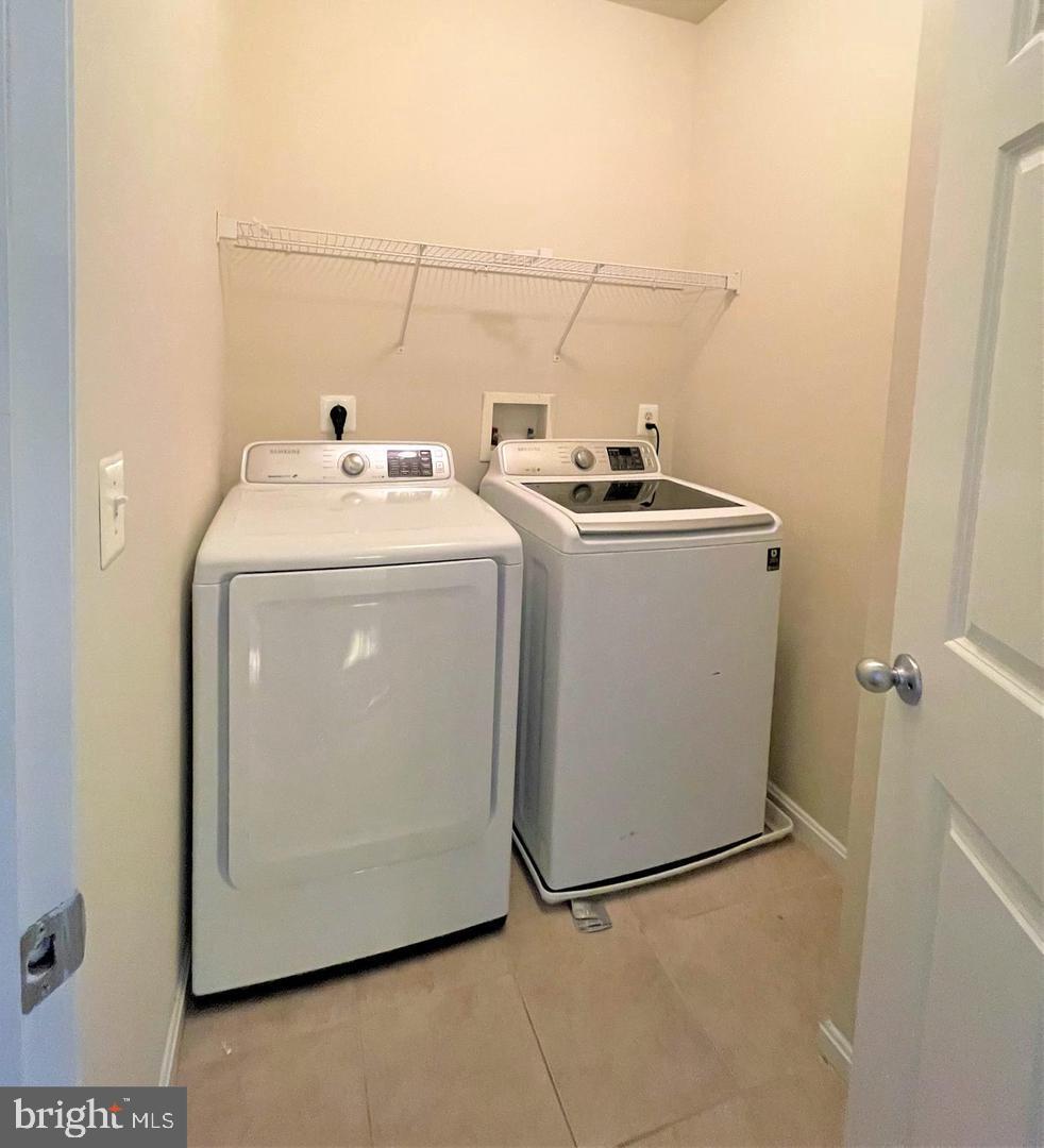 SOUTH ARLINGTON - Residential Lease