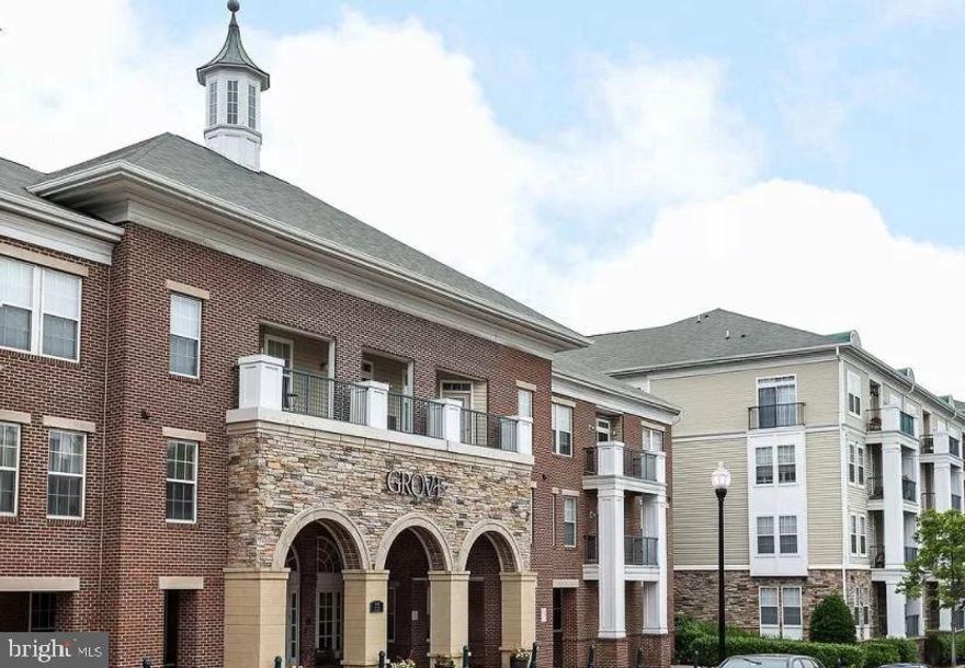 Welcome to this awesome & sought after 3 bedrooms, 2
 bath condominium unit located in The Grove at Arlington. This location features a community pool, party room, gym and secure assigned parking for 3 vehicles. This community is very walkable, close to parks/recreation areas, grocery stores, & only a 12-minute driving commute to downtown DC, Pentagon City.