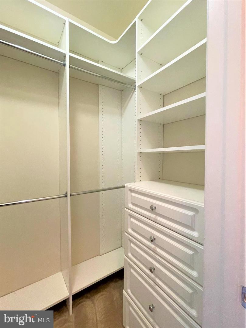 SOUTH ARLINGTON - Residential Lease