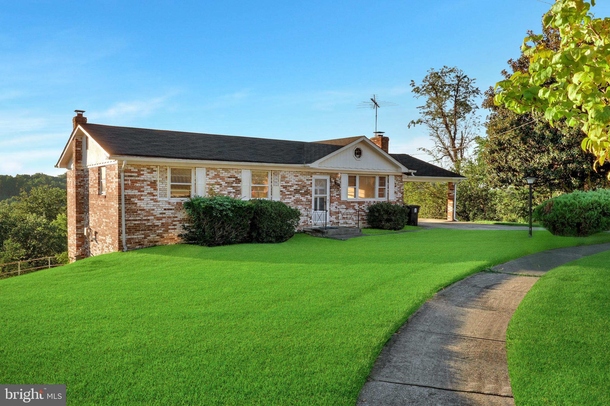 VALLEY VIEW - Residential